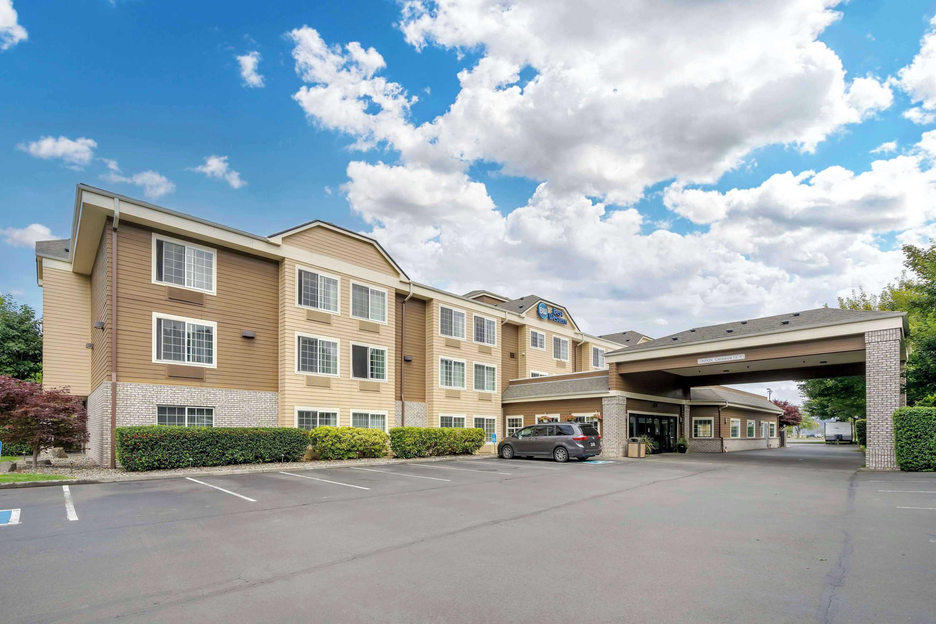 Gift card for Best Western Columbia River Waterfront Hotel Astoria Gift card for Best Western Columbia River Waterfront Hotel Astoria