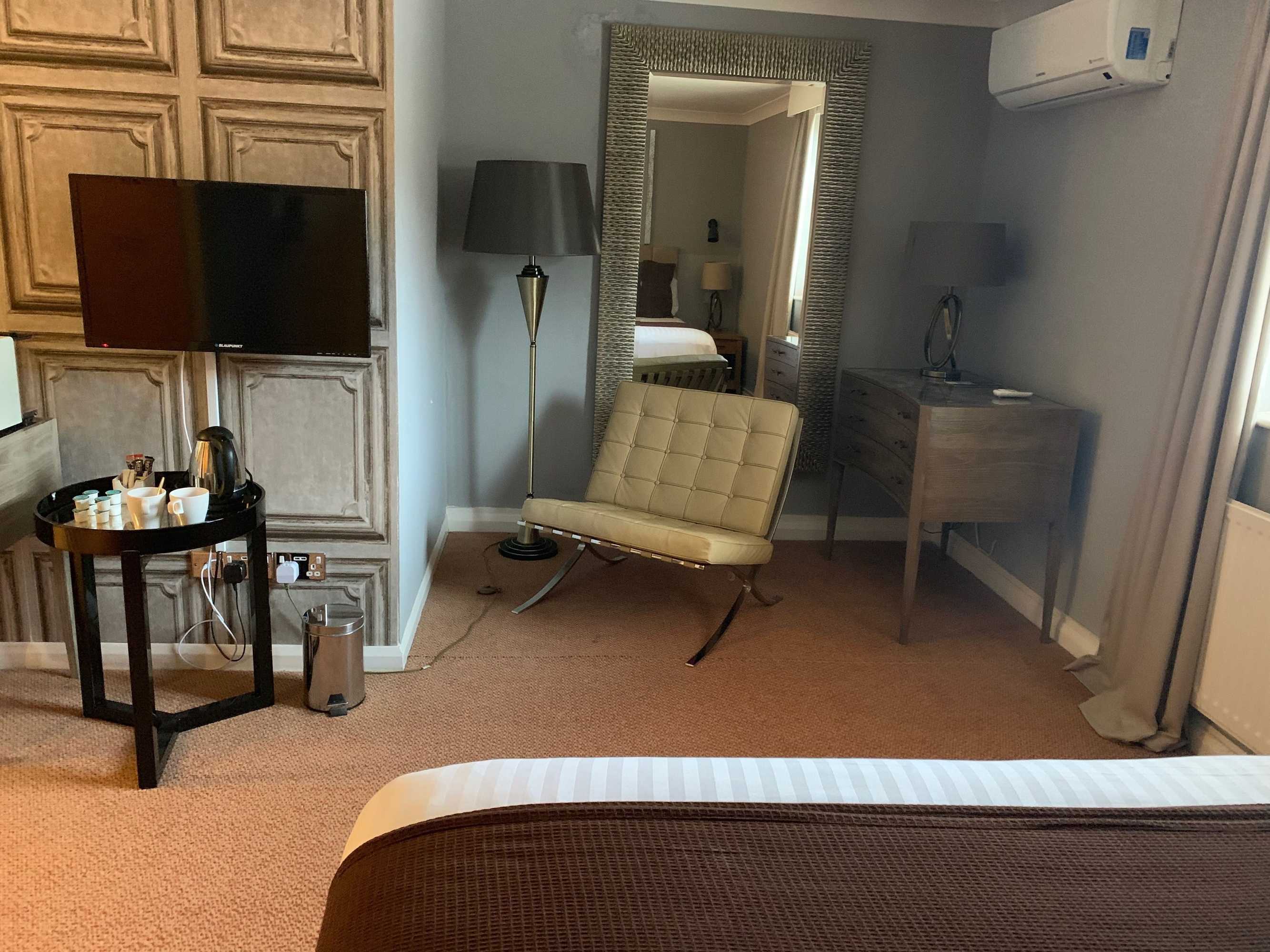 Gift card for Barons Court Hotel Walsall Gift card for Barons Court Hotel Walsall