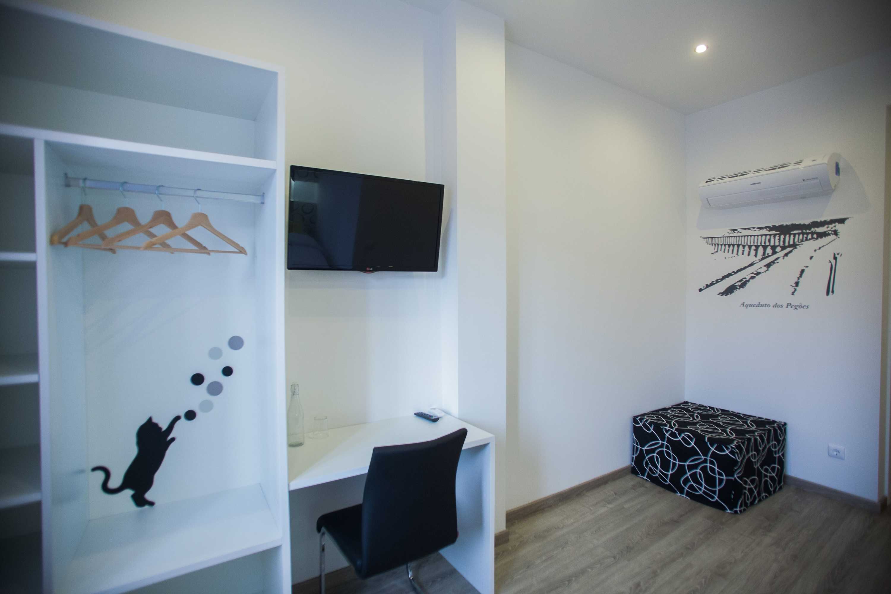 Gift card for Thomar Story