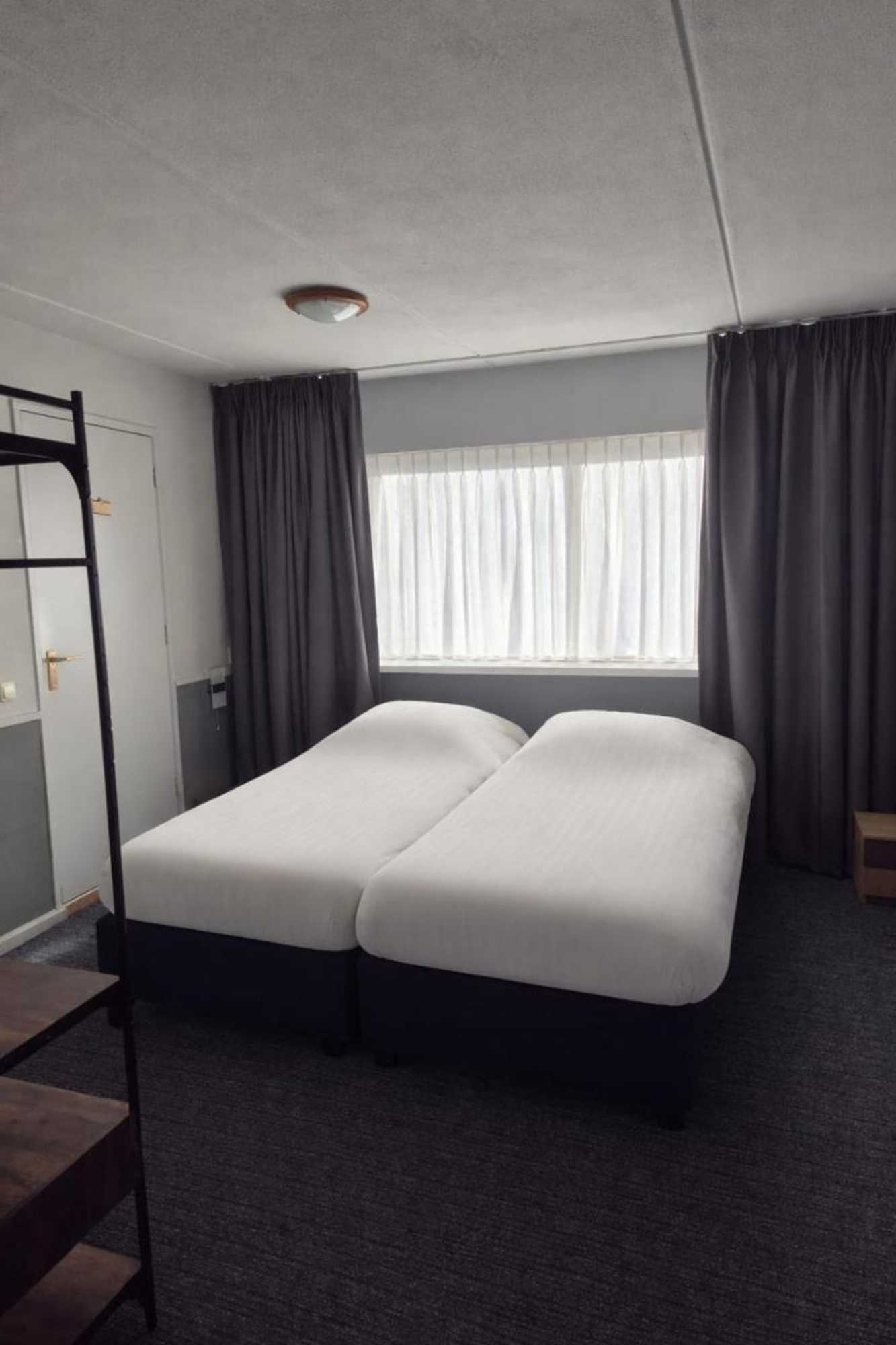 Gift card for Hotel,cafe,biljart Pot