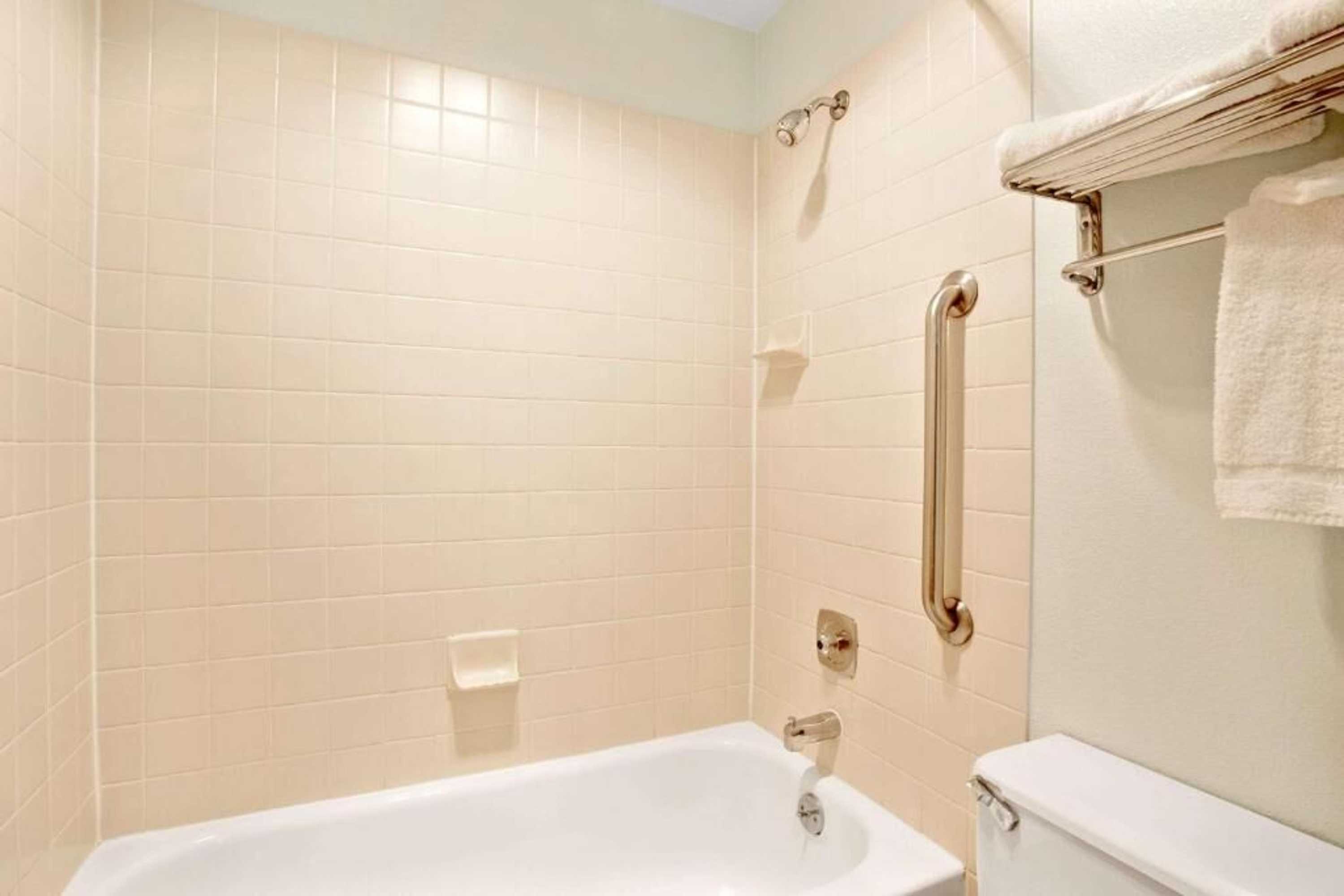 Gift card for Fairbridge Inn Express, Tukwila