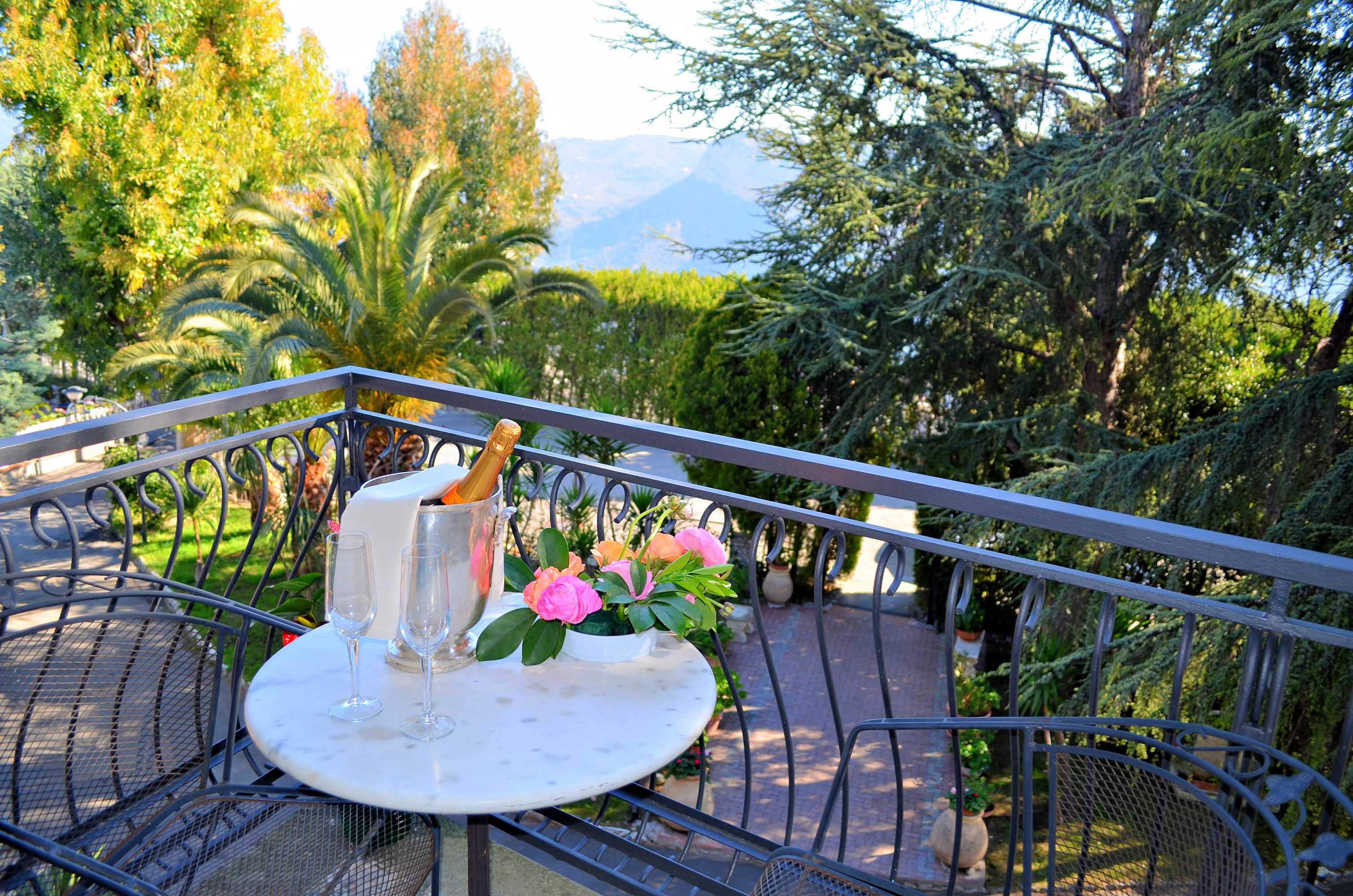 Gift card for La Riserva di Castel D'appio Gift card for La Riserva di Castel D'appio
