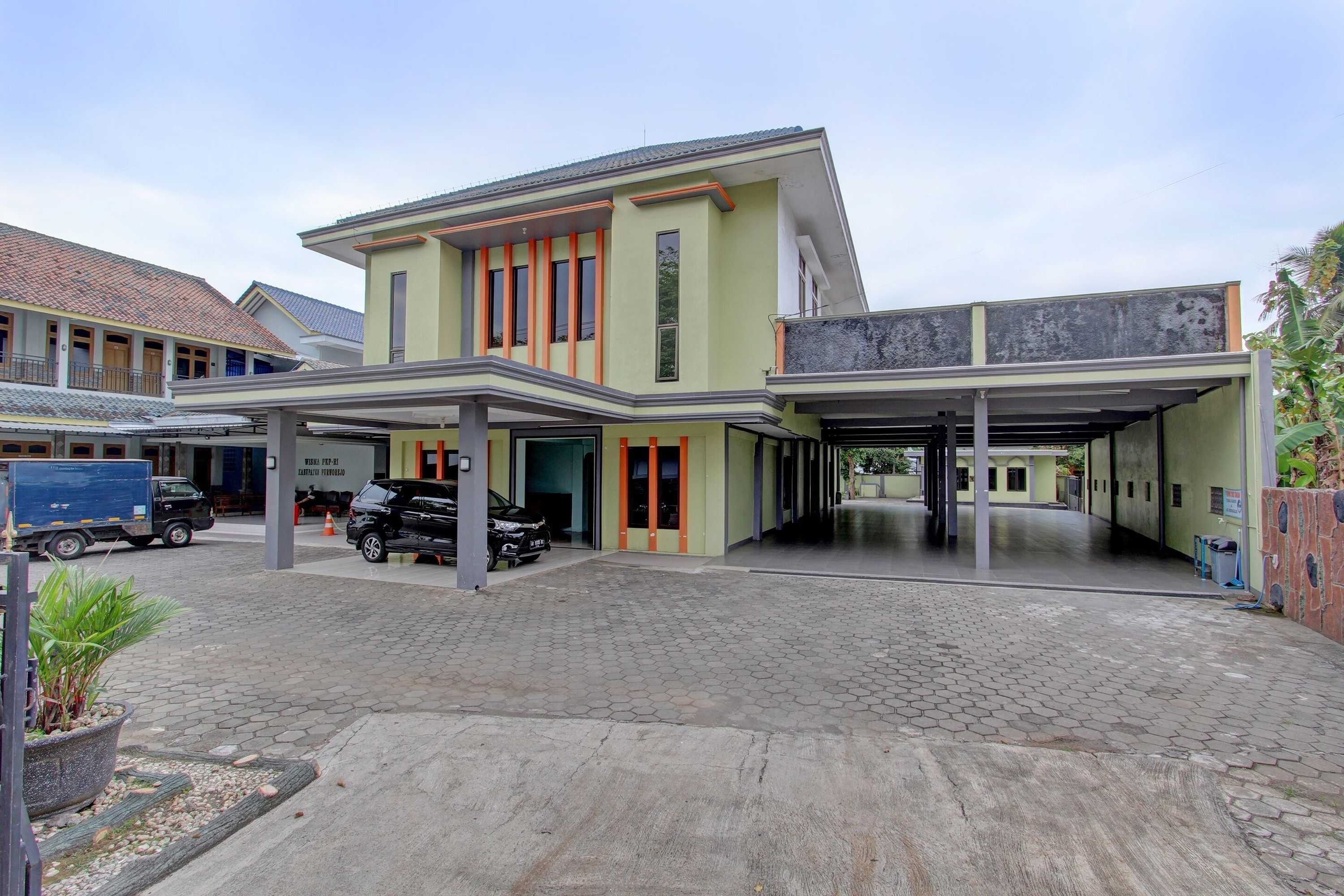 Gift card for Super Oyo 91748 Wisma Pkpri Purworejo Gift card for Super Oyo 91748 Wisma Pkpri Purworejo
