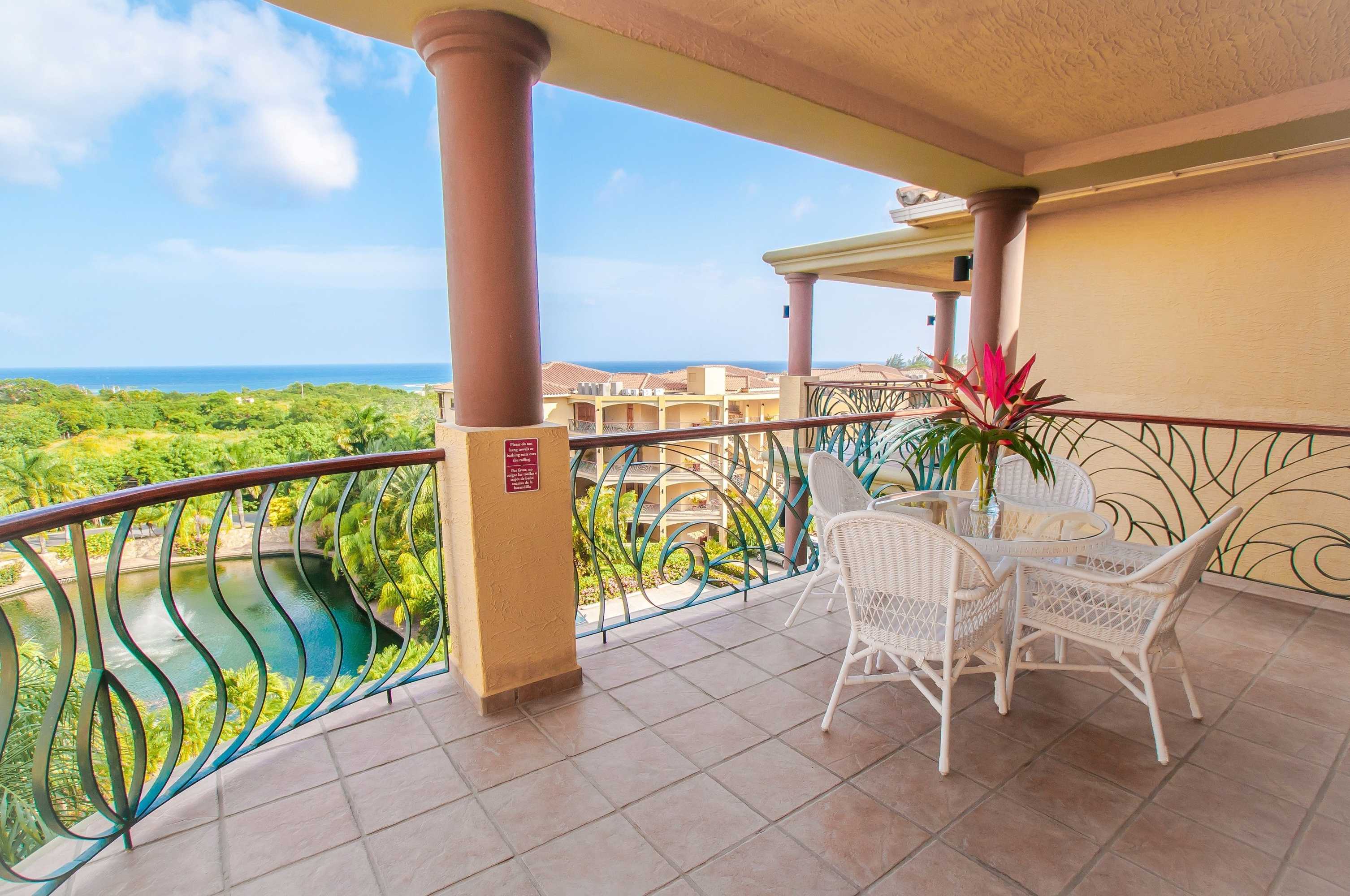 Gift card for Clarion Suites Roatan at Pineapple Villas Gift card for Clarion Suites Roatan at Pineapple Villas