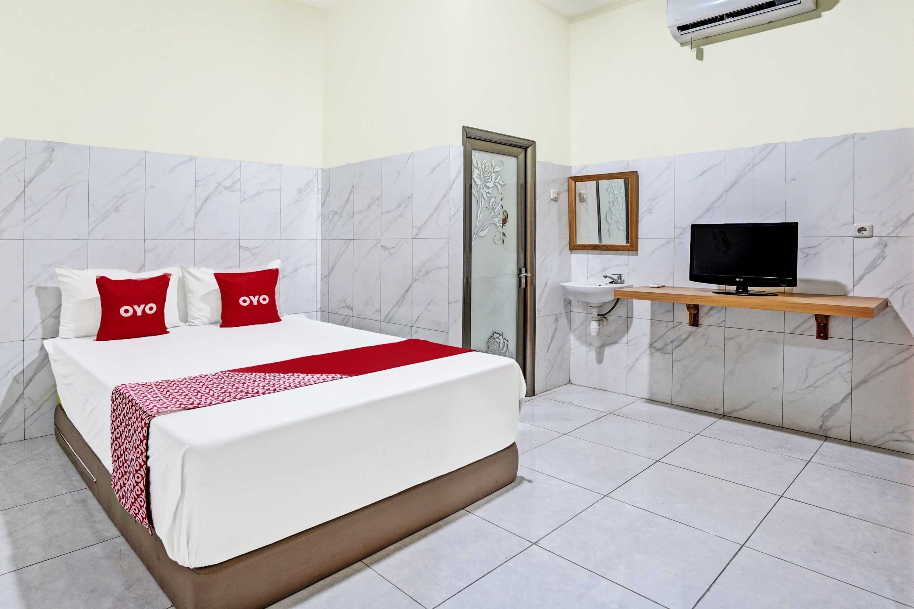 Gift card for Oyo Life 91884 Kost Kusuma Dewi Syariah Gift card for Oyo Life 91884 Kost Kusuma Dewi Syariah