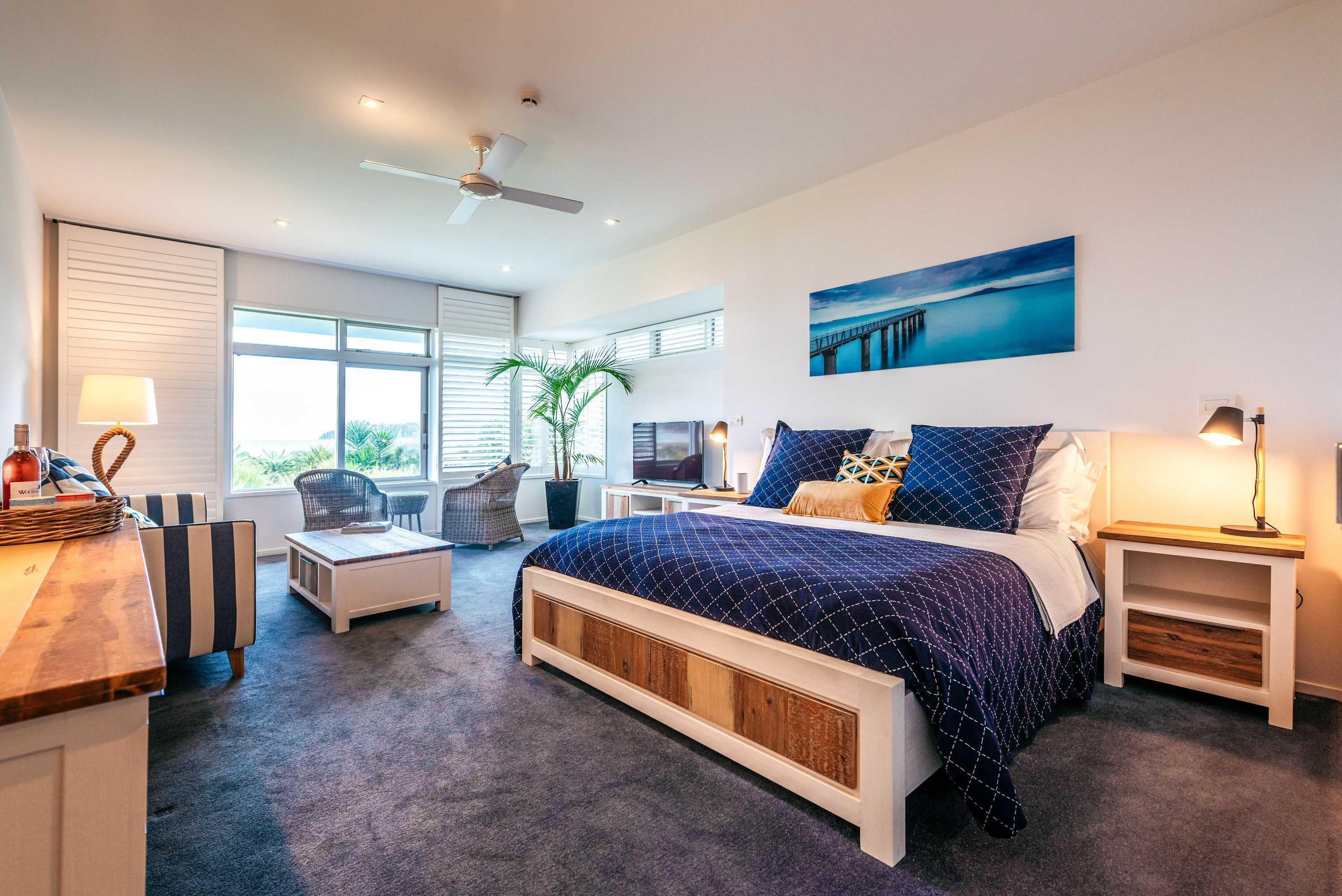 Gift card for Waiheke Waterfront Lodge Gift card for Waiheke Waterfront Lodge