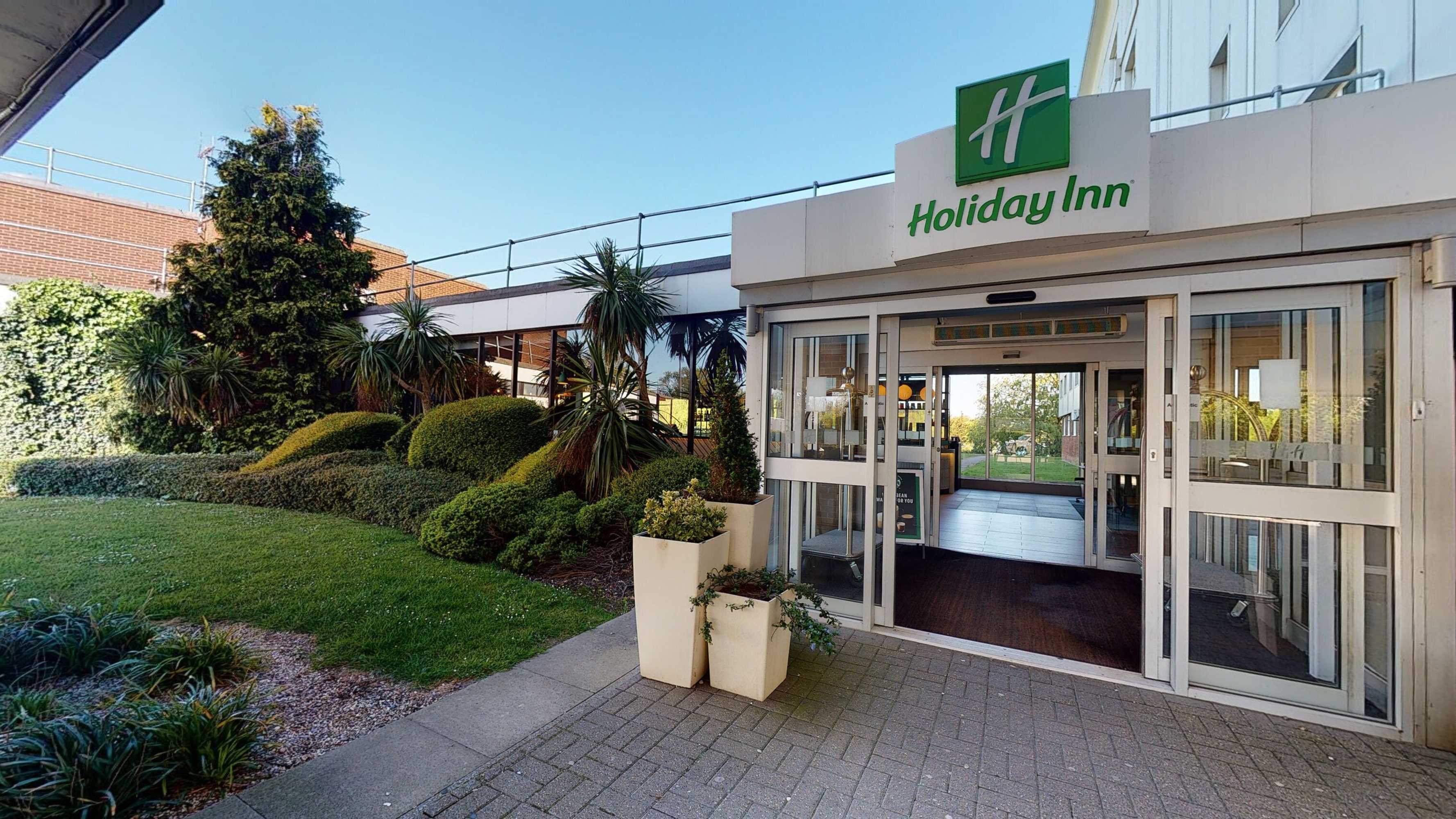 Gift card for Holiday Inn Basildon by Ihg Gift card for Holiday Inn Basildon by Ihg