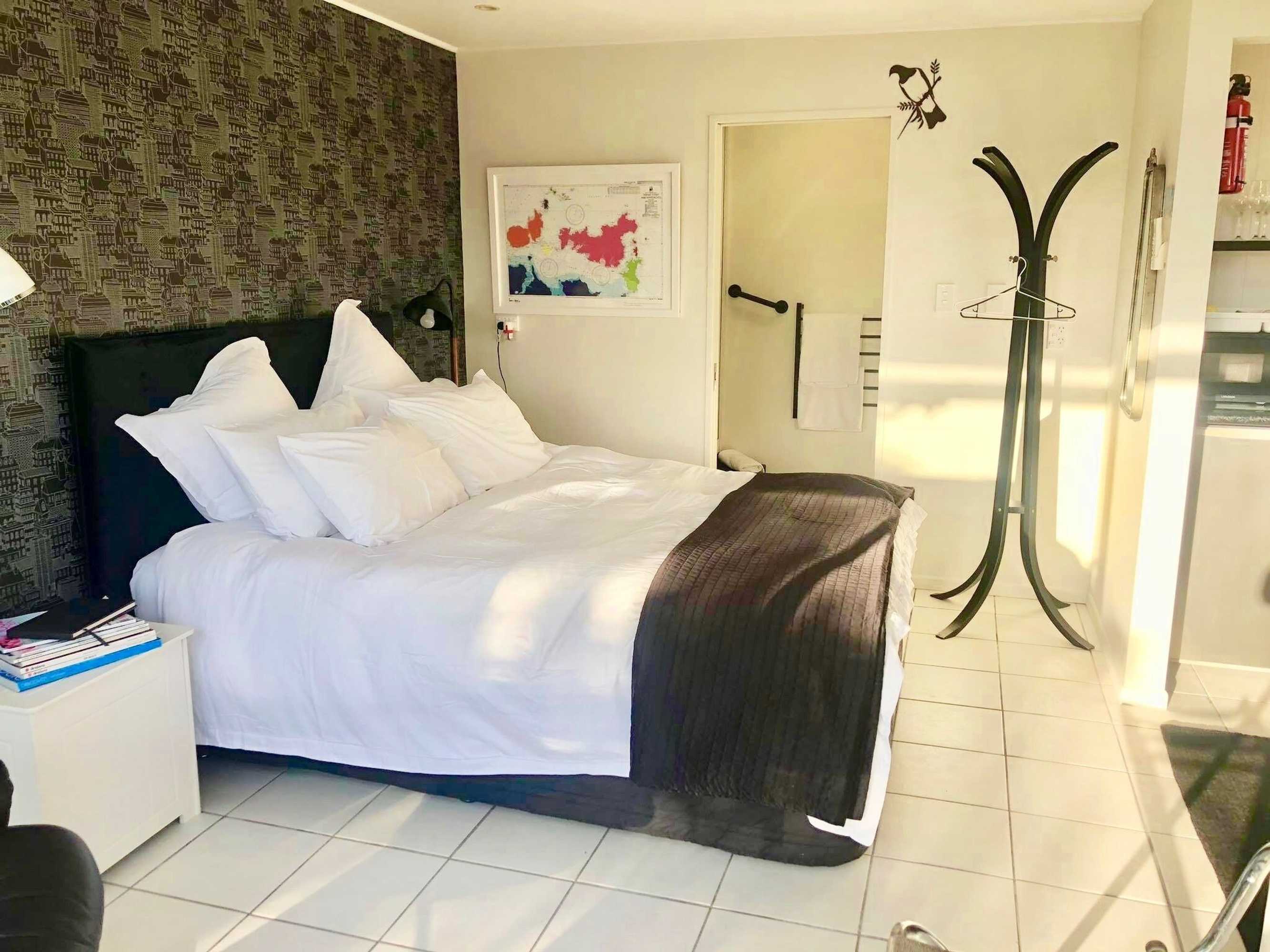 Gift card for Le Chalet Waiheke Apartments Gift card for Le Chalet Waiheke Apartments