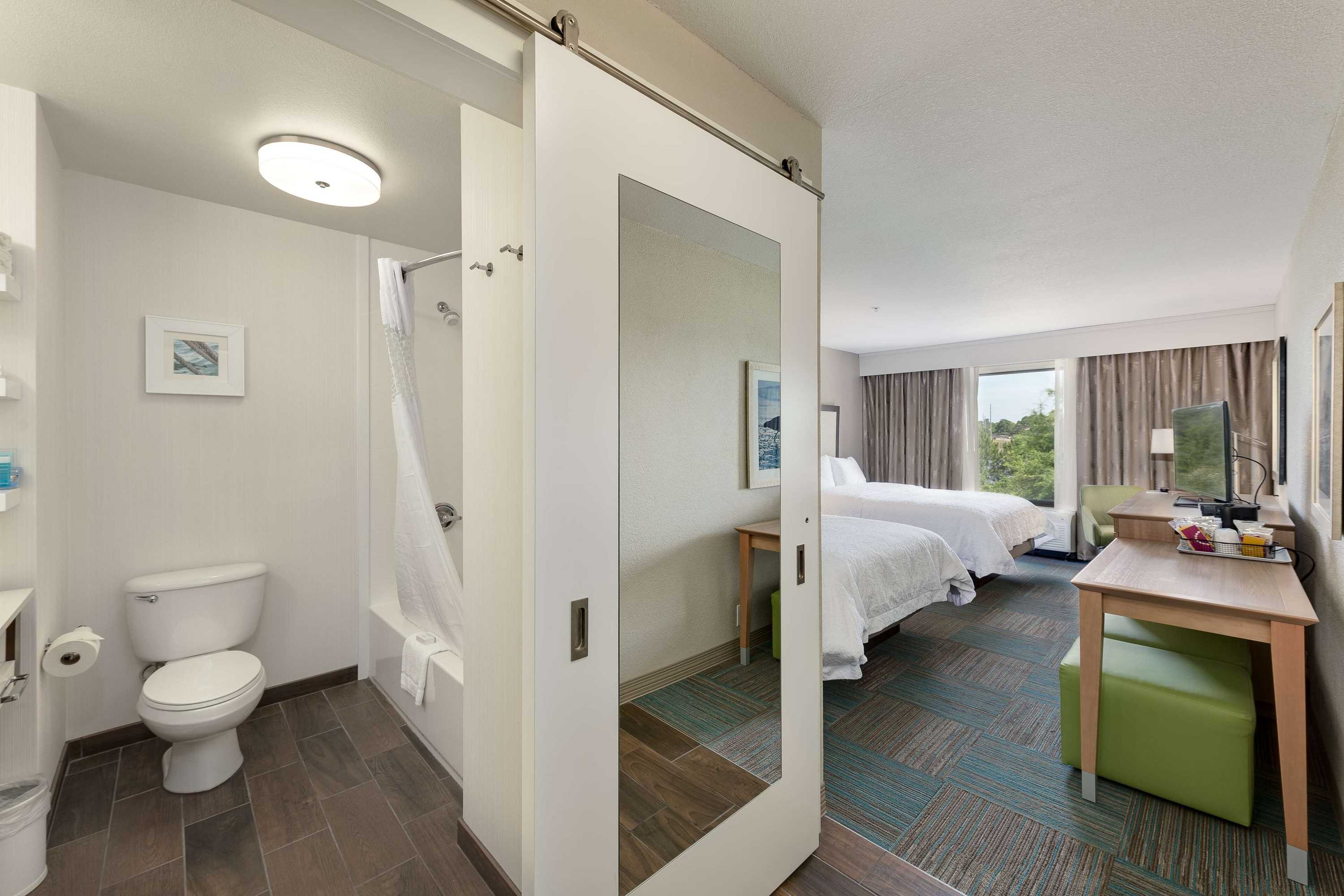 Gift card for Hampton Inn Niceville - Eglin Air Force Base Gift card for Hampton Inn Niceville - Eglin Air Force Base