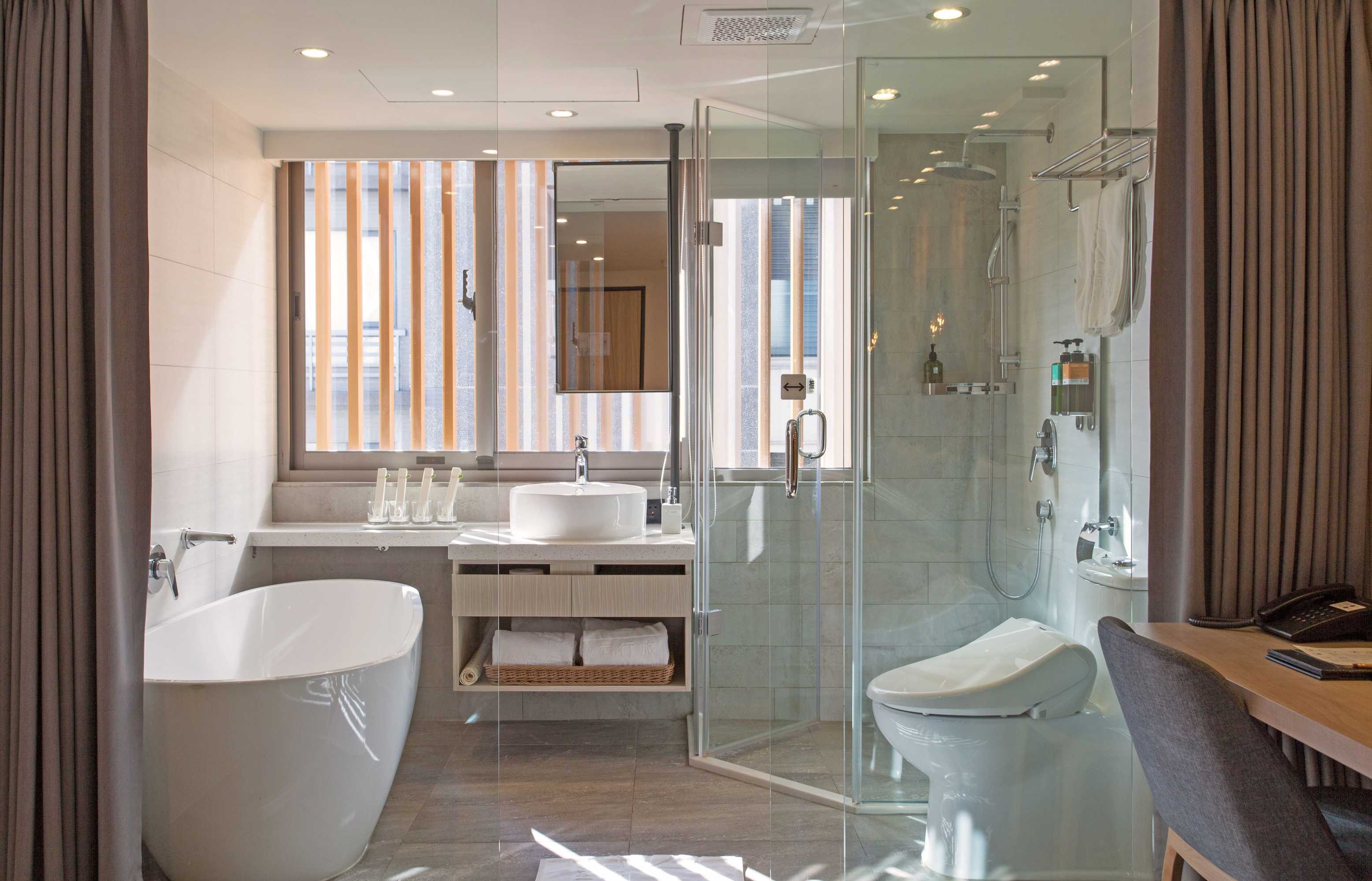 Gift card for Green Hotel - West District