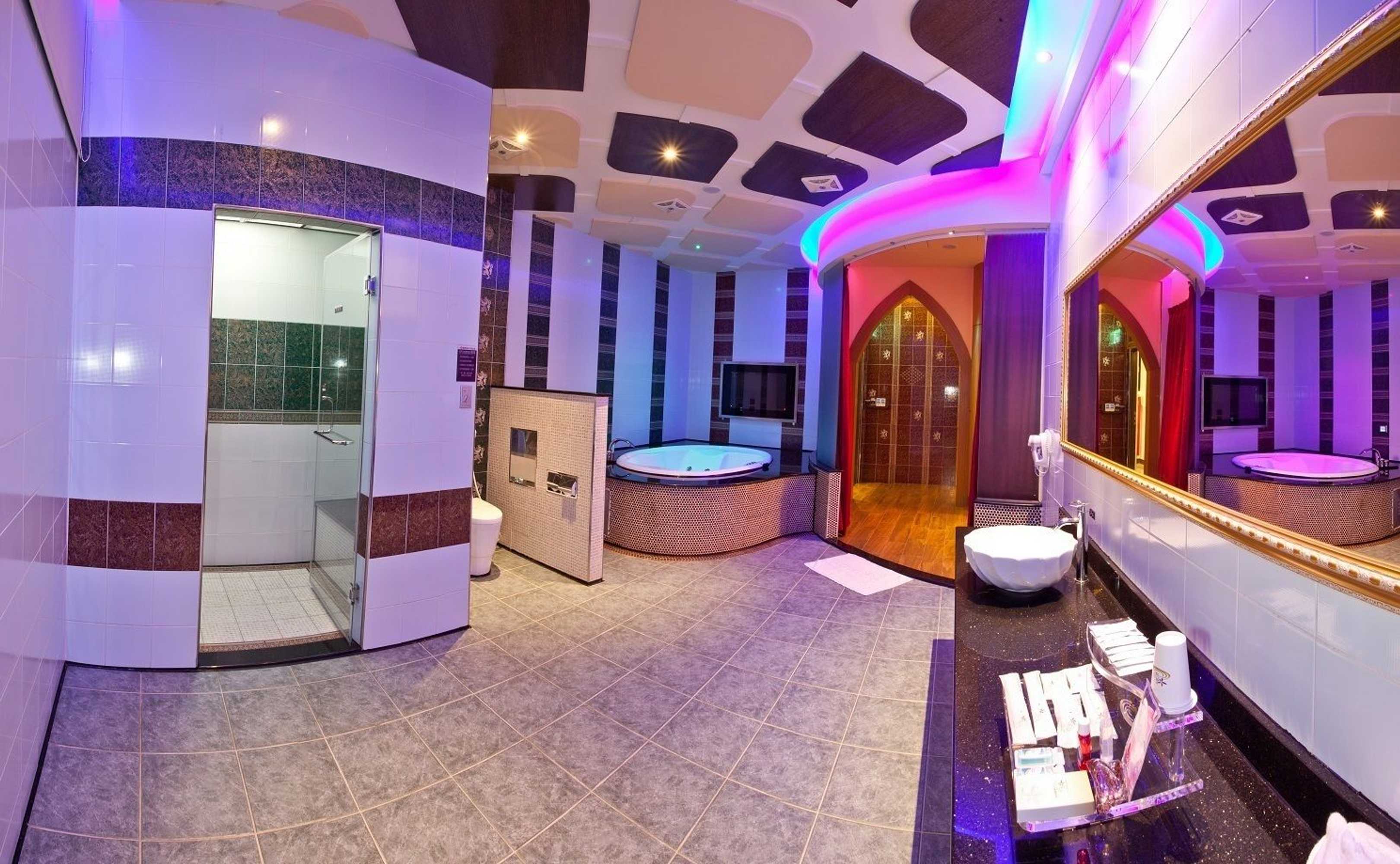 Gift card for Wei Feng Exquisite Hotel Nanzi Branch Gift card for Wei Feng Exquisite Hotel Nanzi Branch