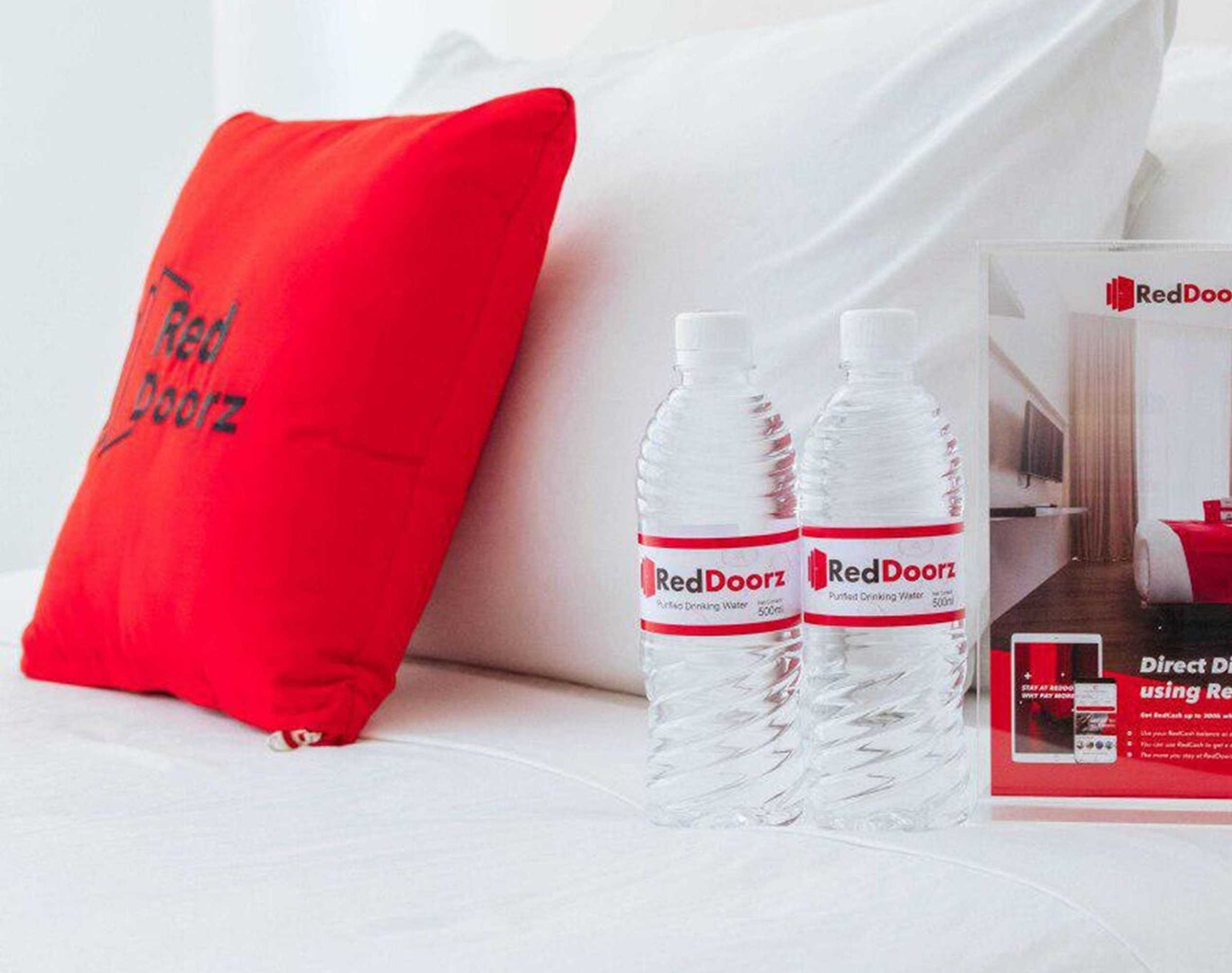 Gift card for Reddoorz Premium Near Museo De Baler Gift card for Reddoorz Premium Near Museo De Baler