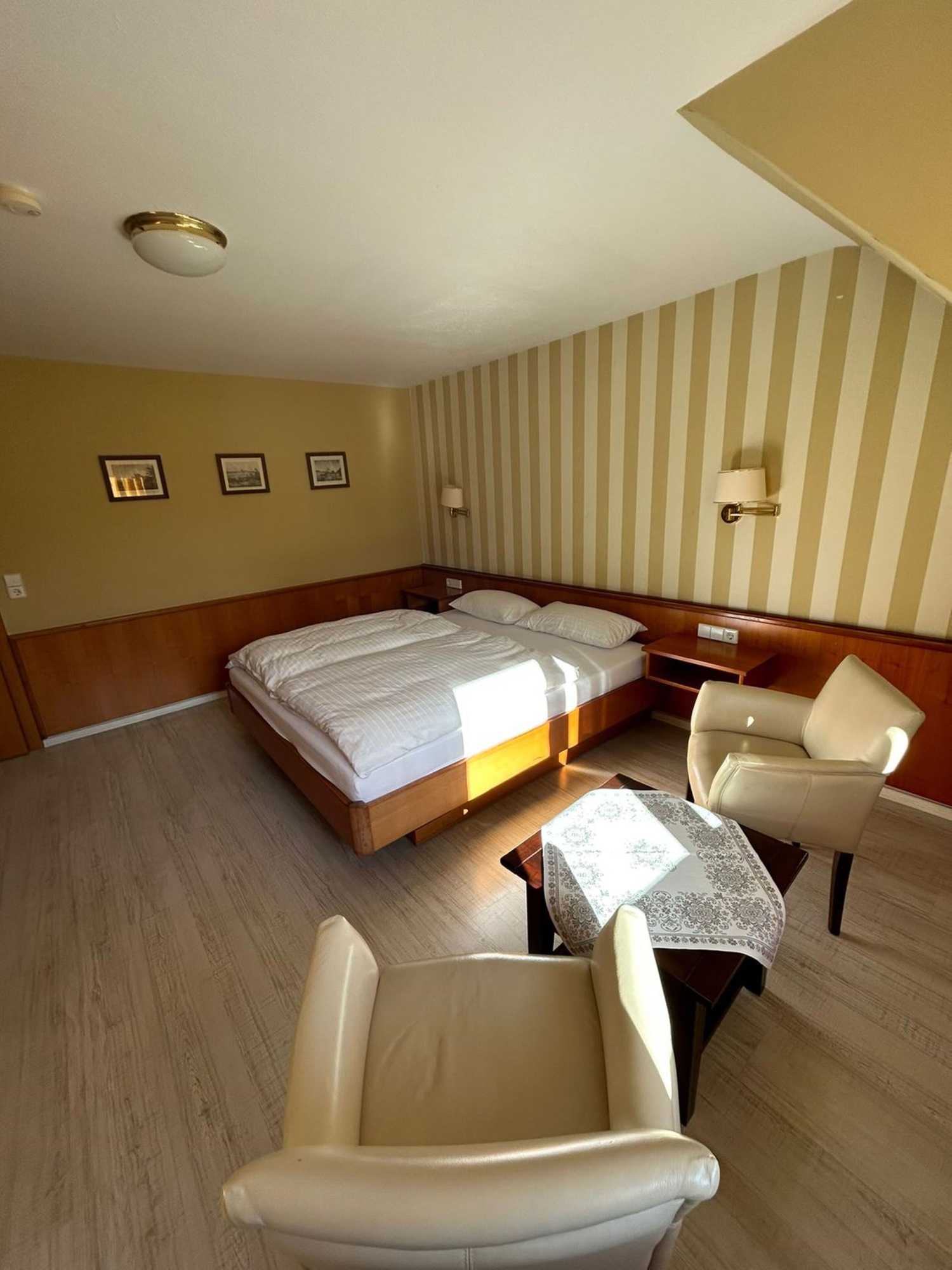 Gift card for Hotel Waldblick Bsr Mit Kostenlose Bonuskarten Für Schifffahrten, Thermen, Museen ab 2 Nächte