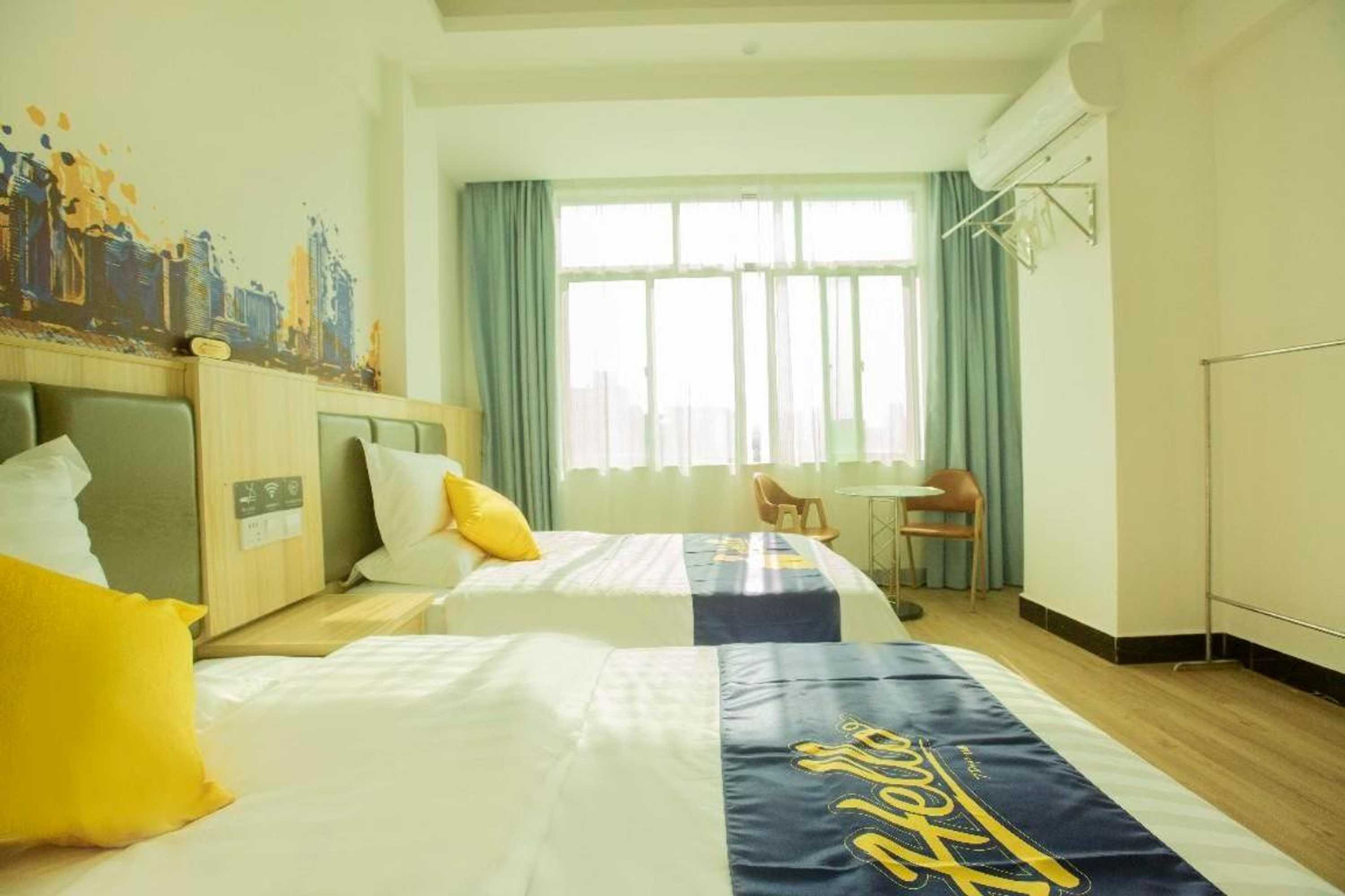 Gift card for 7 Days Inn Haikou East Train Station North And South Fruit Market Fengxiang Road Branch Gift card for 7 Days Inn Haikou East Train Station North And South Fruit Market Fengxiang Road Branch