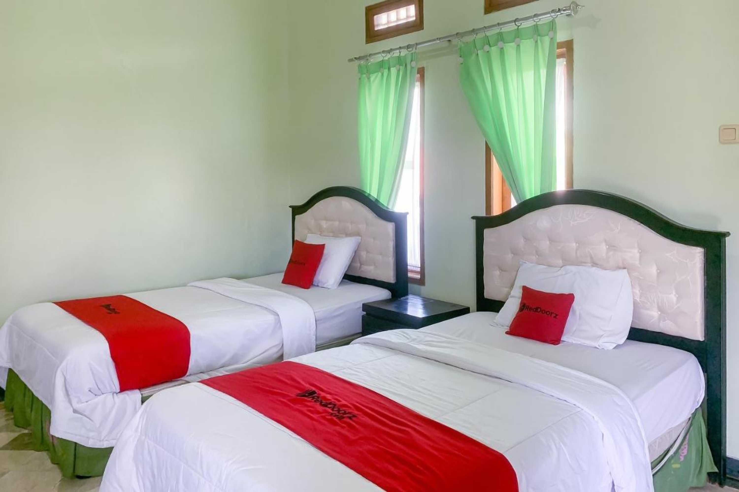 Gift card for Reddoorz Resort Hotel Anb Pameungpeuk Garut Gift card for Reddoorz Resort Hotel Anb Pameungpeuk Garut