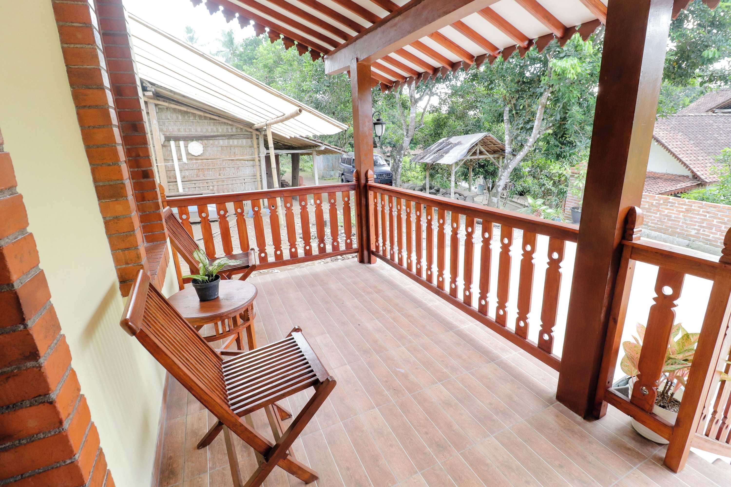 Gift card for Homestay Nike Bed