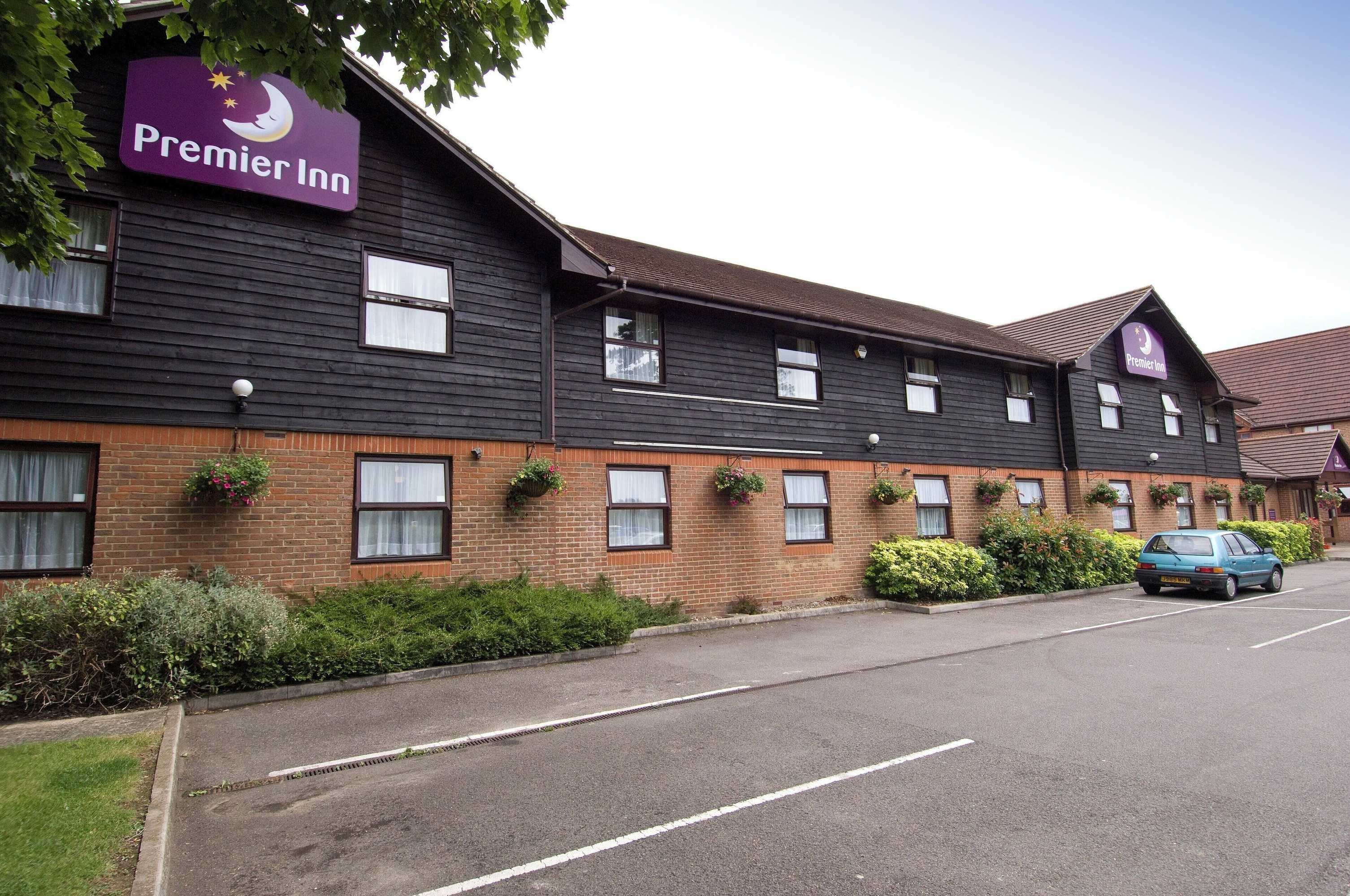 Gift card for Premier Inn Maidstone West Malling Hotel Gift card for Premier Inn Maidstone West Malling Hotel