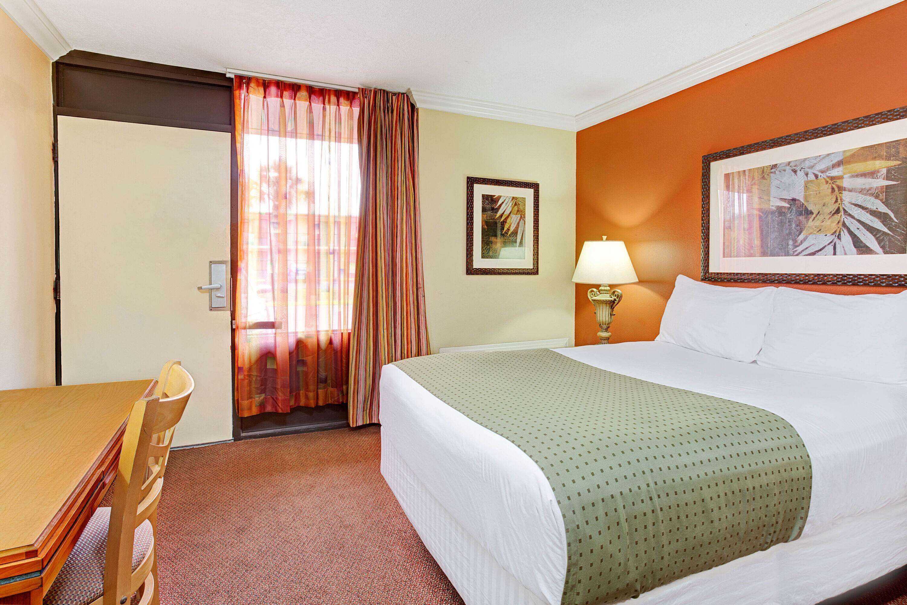 Gift card for Days Inn by Wyndham Kissimmee West Gift card for Days Inn by Wyndham Kissimmee West