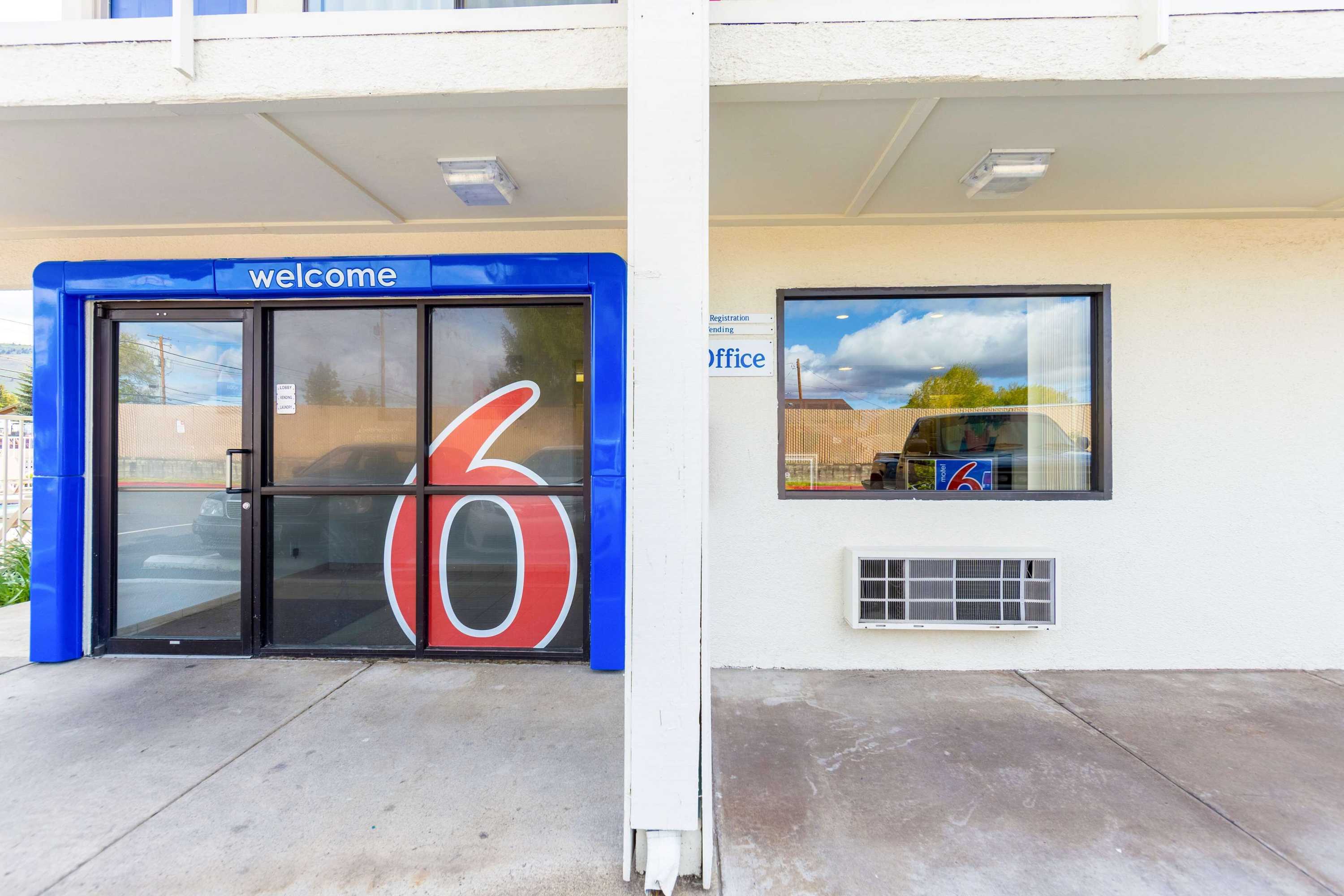 Gift card for Motel 6 Klamath Falls, OR Gift card for Motel 6 Klamath Falls, OR