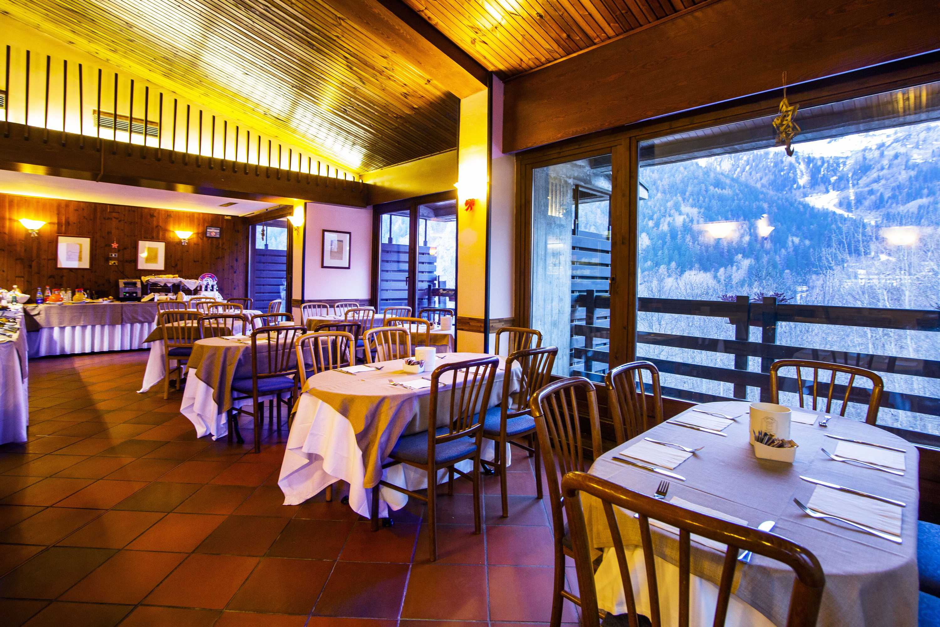 Gift card for Hotel Les Jumeaux Courmayeur Gift card for Hotel Les Jumeaux Courmayeur
