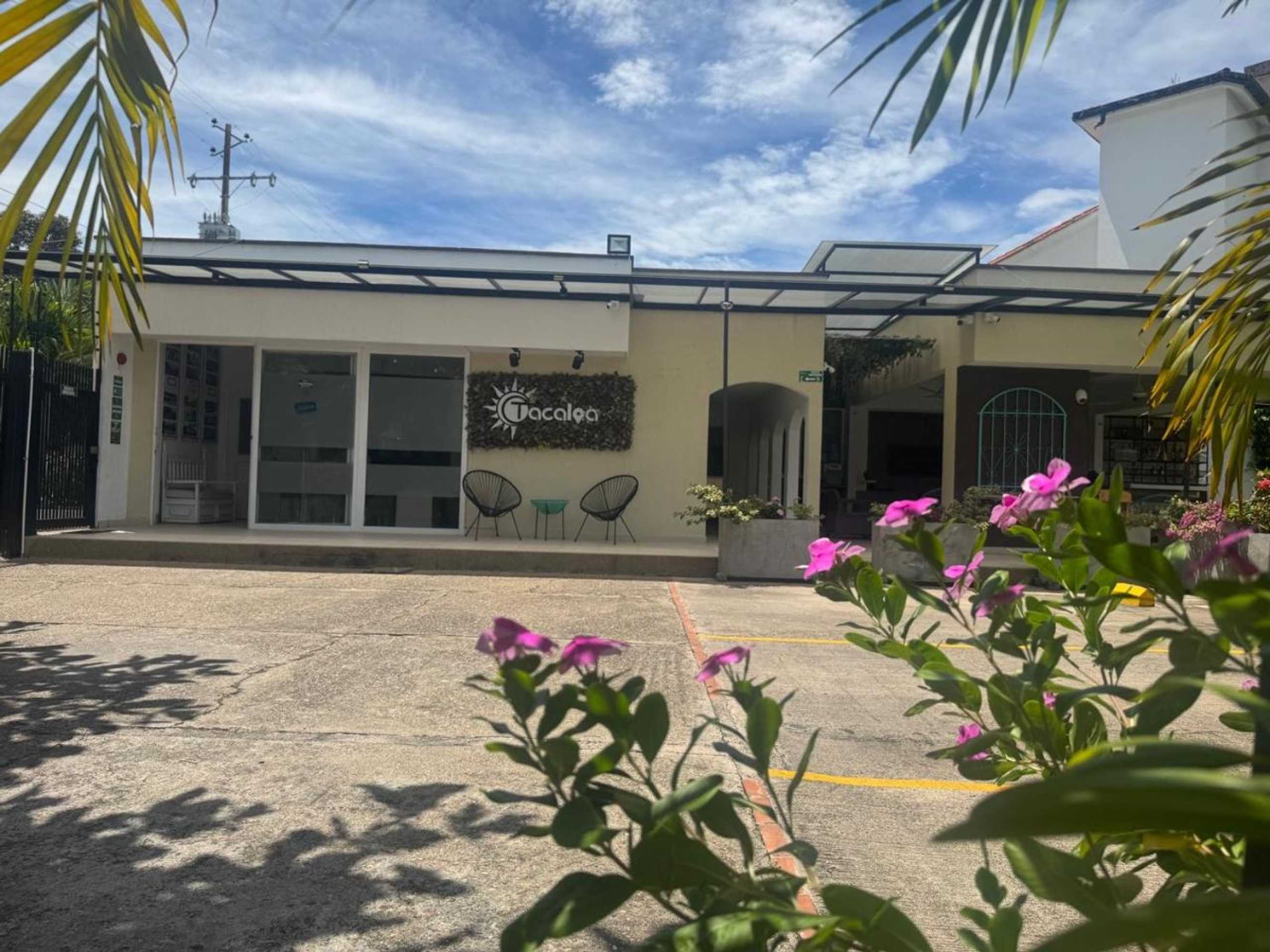Gift card for Hotel Tacaloa Inn Experience
