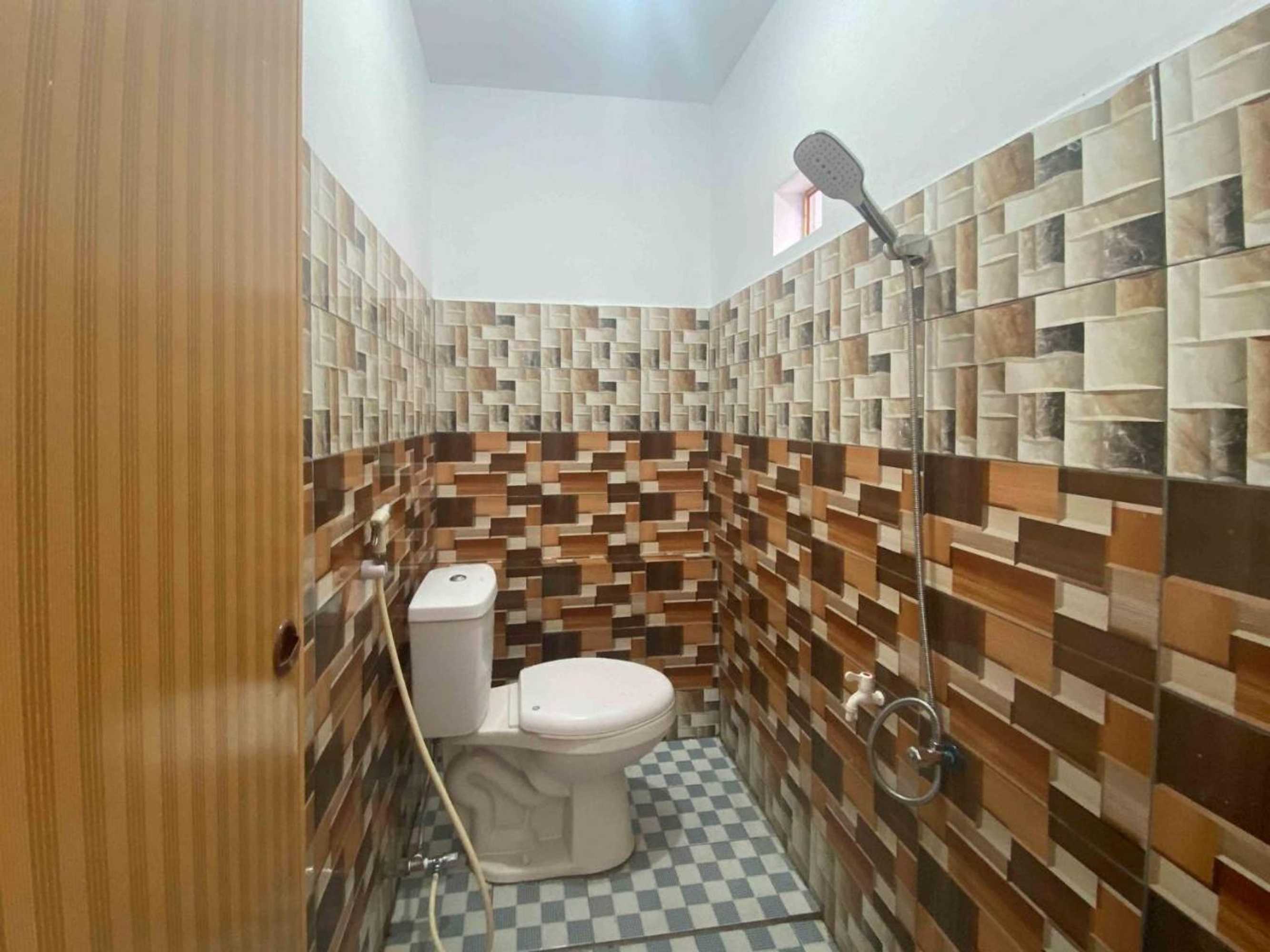 Gift card for Guest House Hj Muriyah Syariah Slawi Mitra Reddoorz