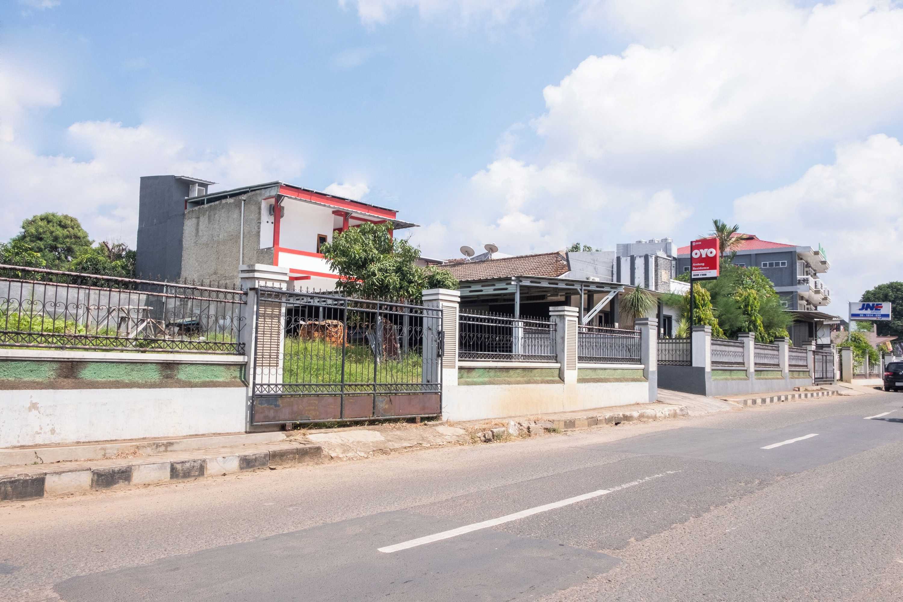 Gift card for Oyo 2919 Andung Residence Gift card for Oyo 2919 Andung Residence