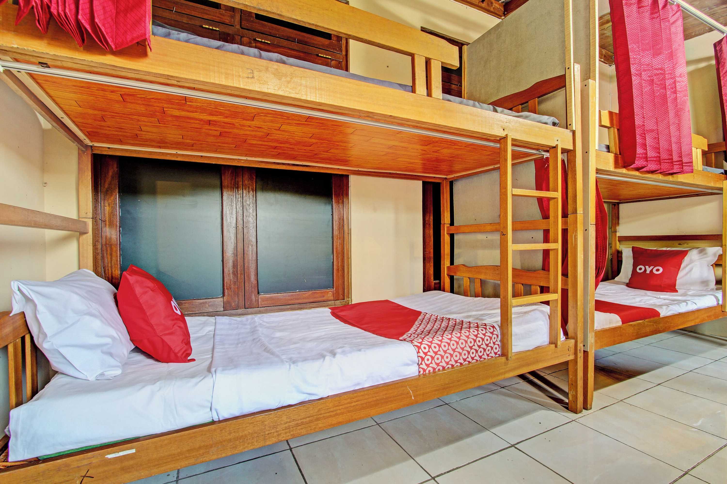 Gift card for Oyo 92851 Homestay Borobudur Specpacker Syariah Gift card for Oyo 92851 Homestay Borobudur Specpacker Syariah