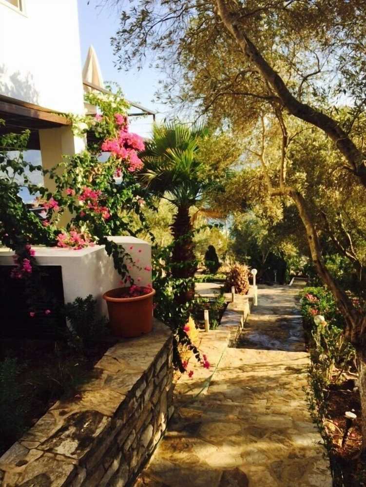 Gift card for Vhillas Private Luxury Villa Leo