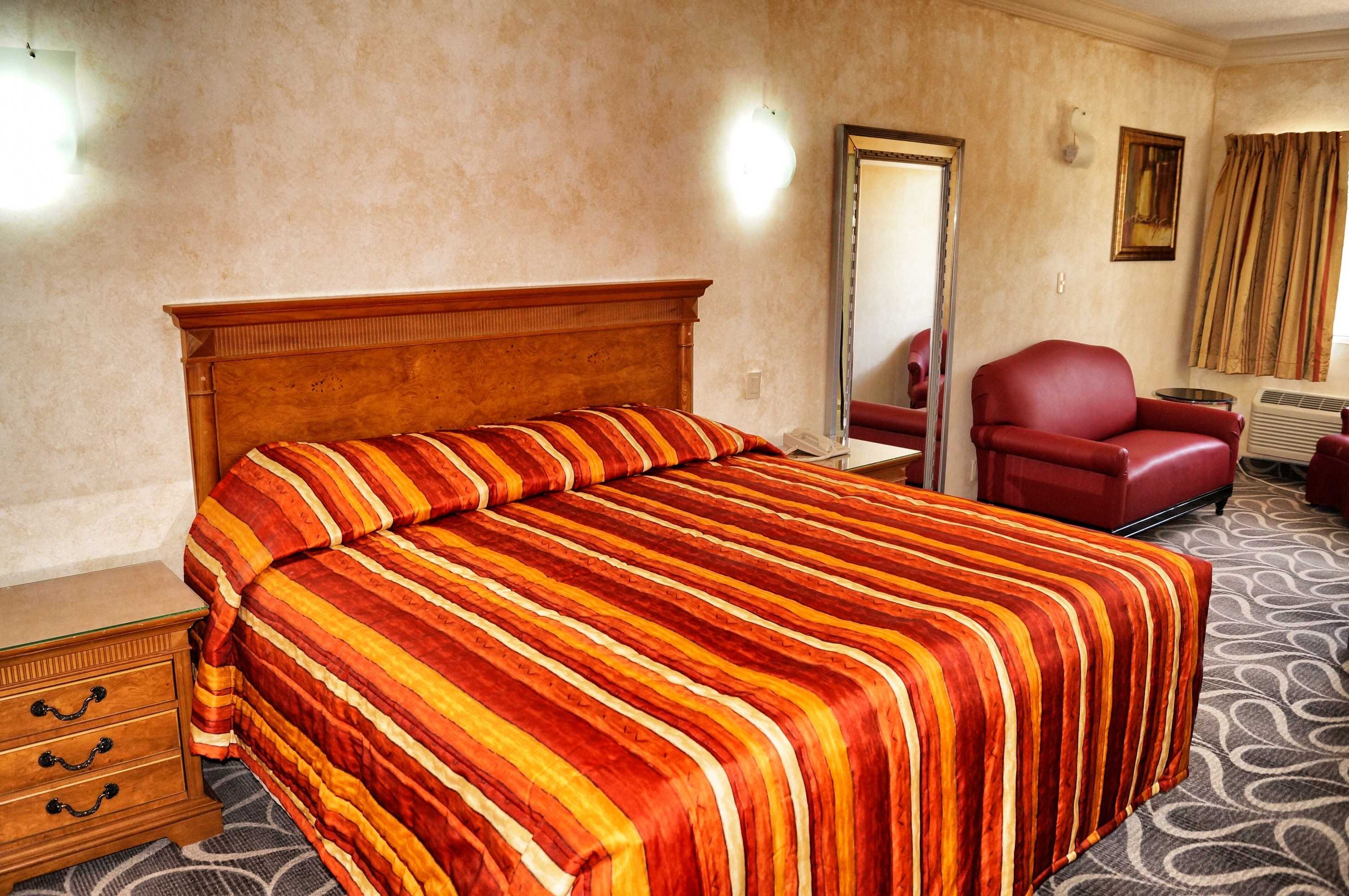 Gift card for Los Cedros Hotel Inn Torreon Gift card for Los Cedros Hotel Inn Torreon