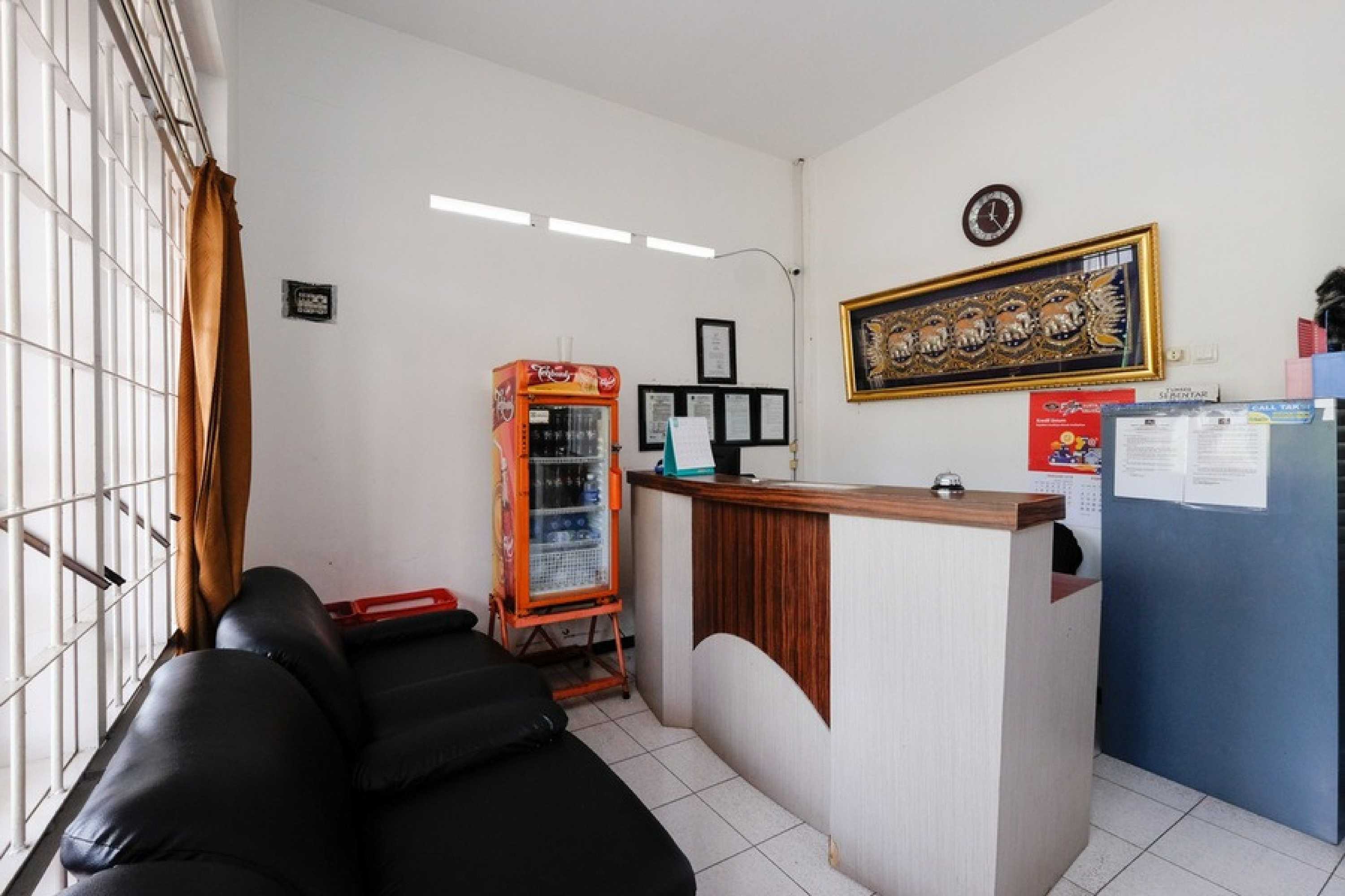 Gift card for Reddoorz Near Moro Mall Purwokerto Gift card for Reddoorz Near Moro Mall Purwokerto