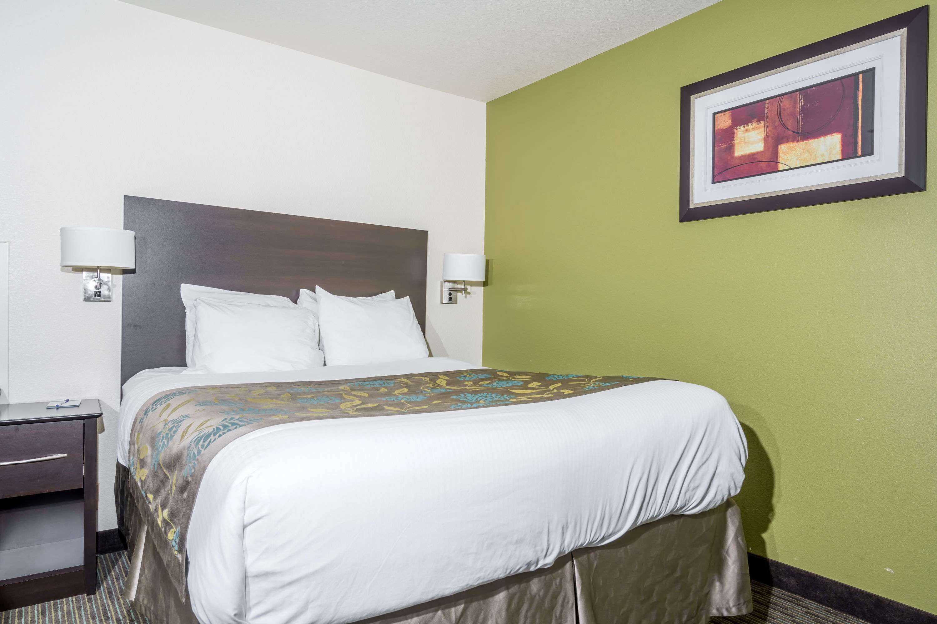Gift card for Baymont by Wyndham Eau Claire WI Gift card for Baymont by Wyndham Eau Claire WI