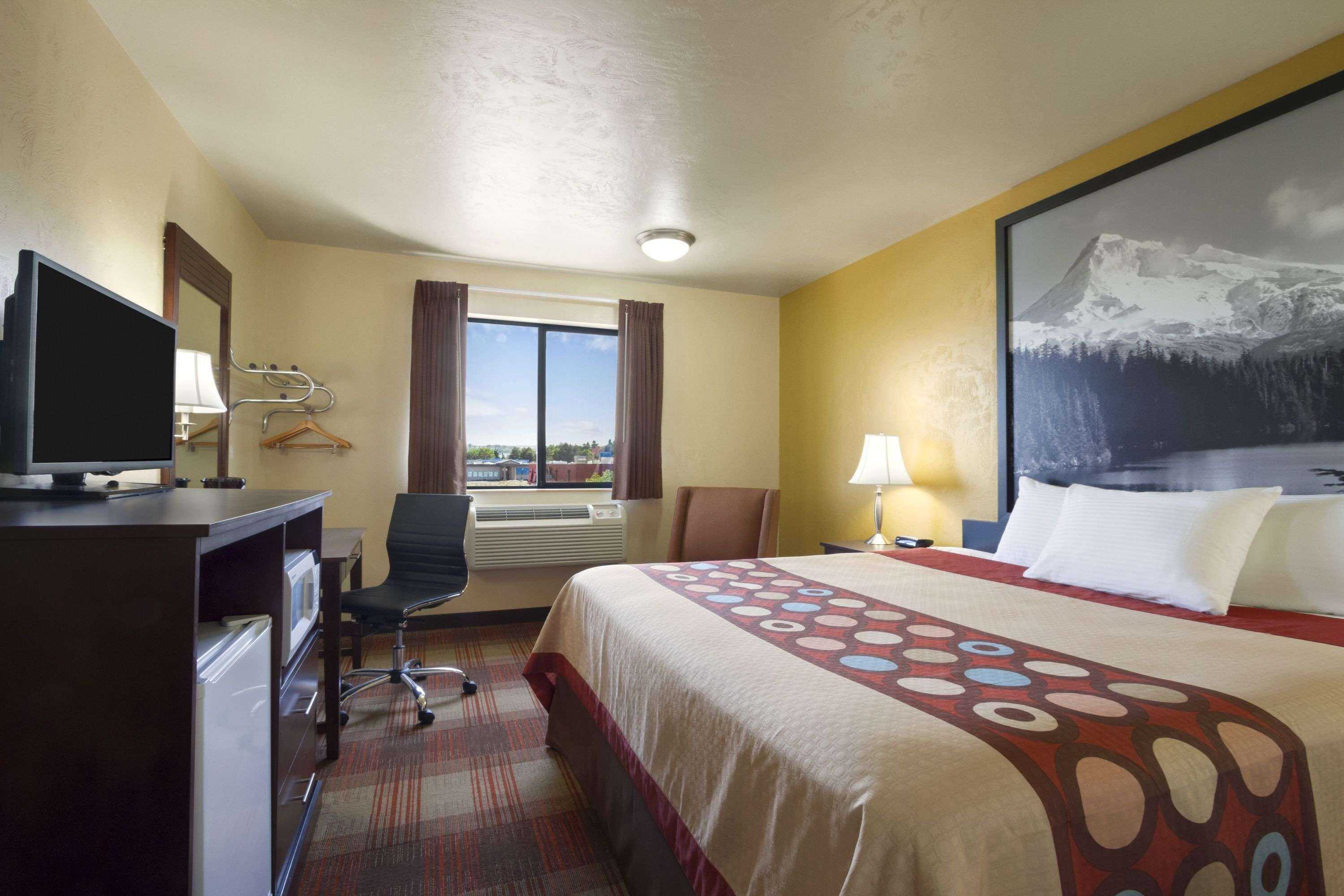 Gift card for Super 8 by Wyndham Kennewick Gift card for Super 8 by Wyndham Kennewick