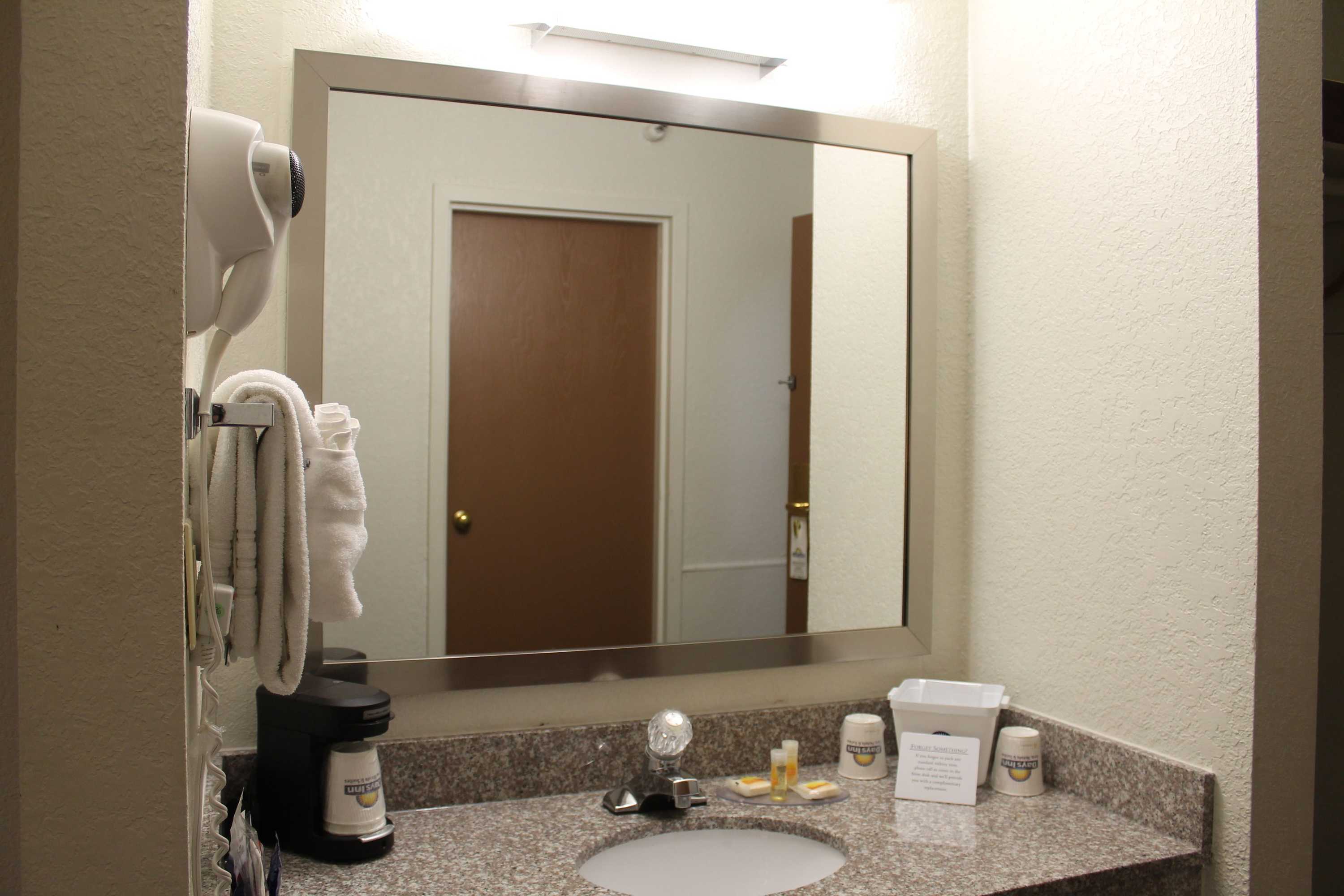 Gift card for Days Inn & Suites by Wyndham Bridgeport - Clarksburg Gift card for Days Inn & Suites by Wyndham Bridgeport - Clarksburg