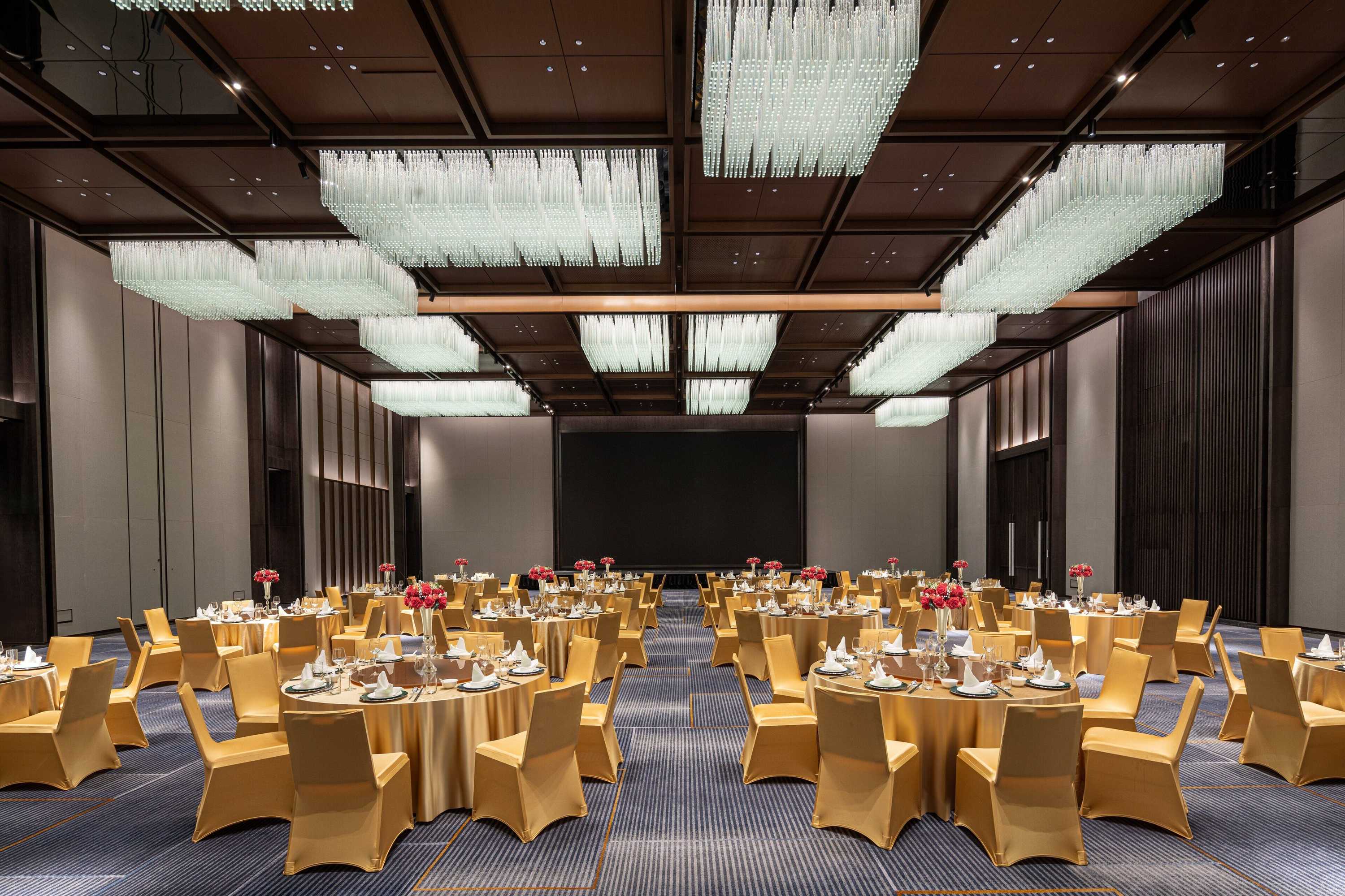 Gift card for Crowne Plaza Jiangmen Binjiang by Ihg Gift card for Crowne Plaza Jiangmen Binjiang by Ihg