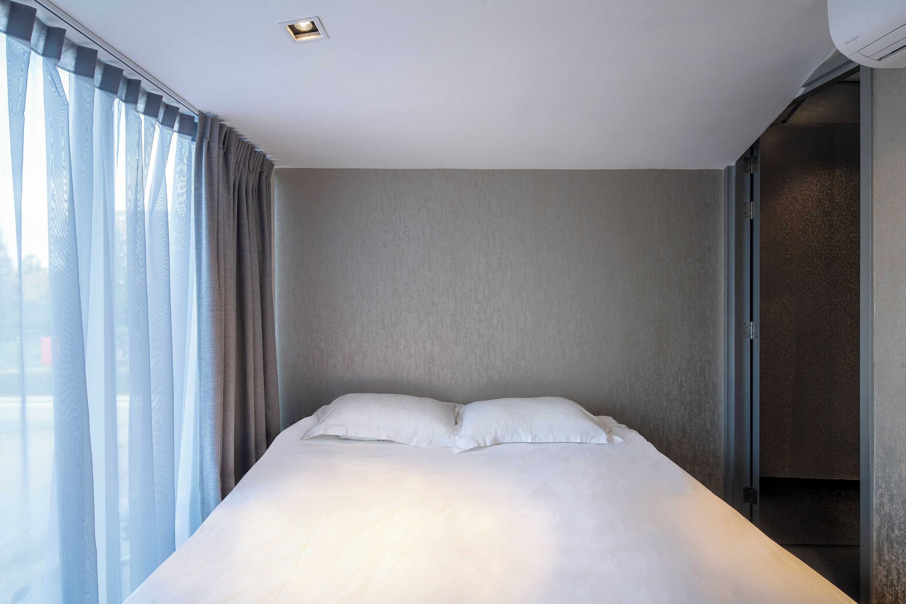 Gift card for Diamond Capsule Hotel Amsterdam South Gift card for Diamond Capsule Hotel Amsterdam South