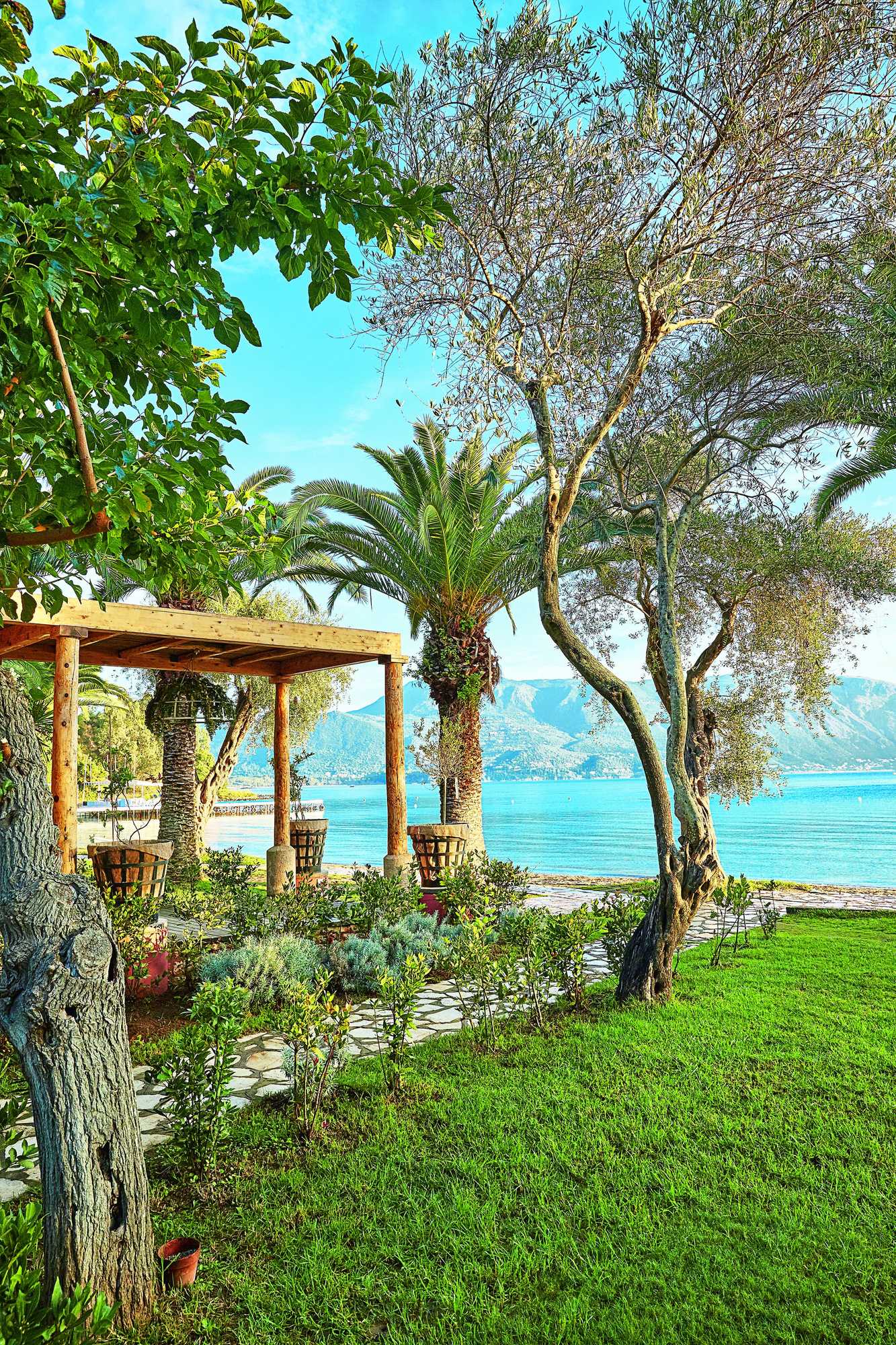 Gift card for Grecotel Luxme Daphnila Bay Gift card for Grecotel Luxme Daphnila Bay