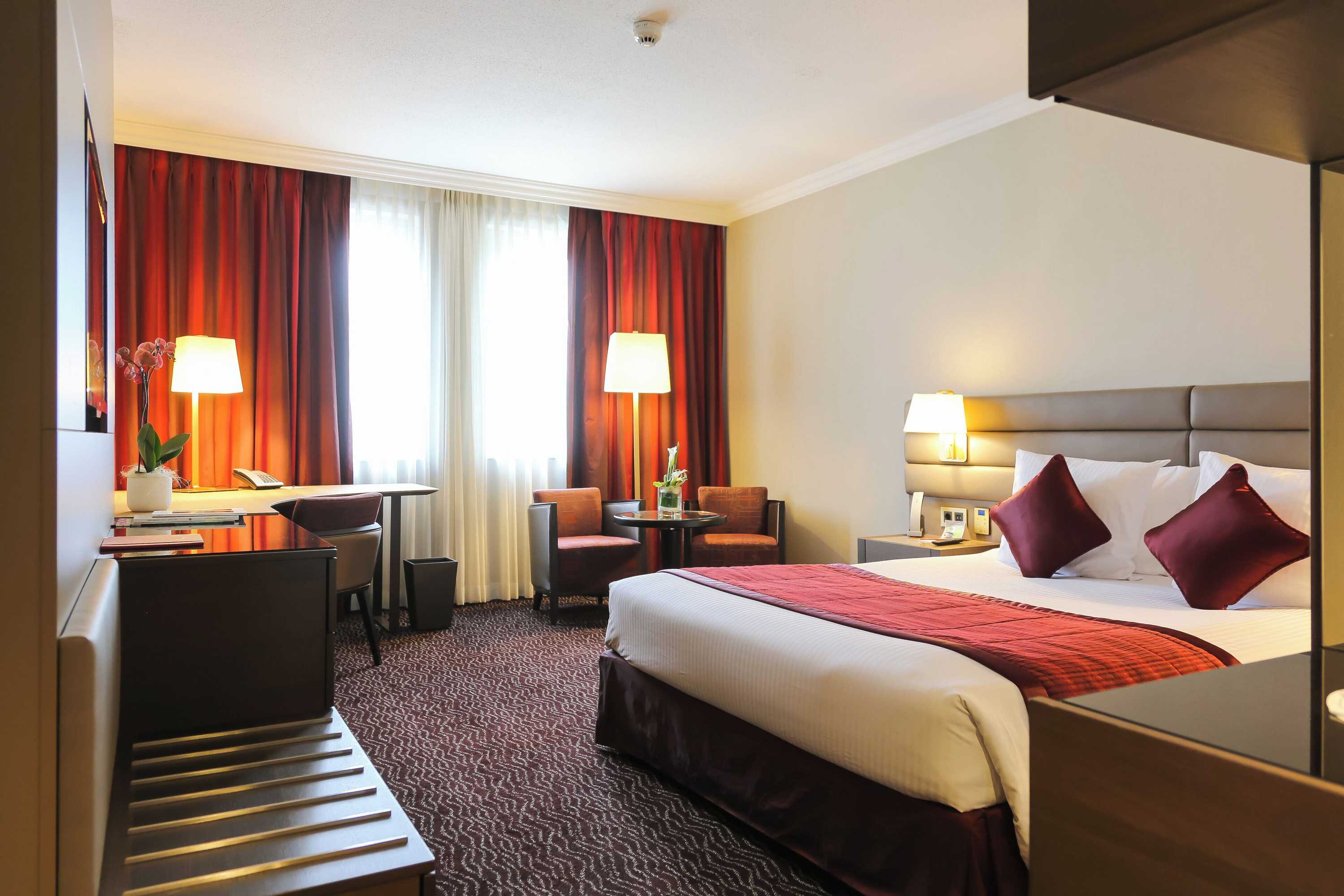 Gift card for Le Royal Hotels & Resorts Gift card for Le Royal Hotels & Resorts