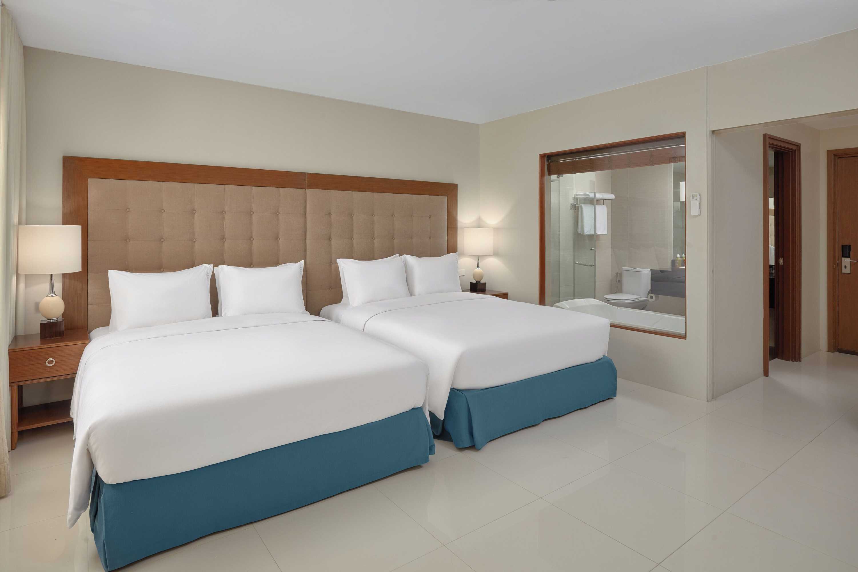 Gift card for Holiday Inn & Suites Batangas Limapark by Ihg