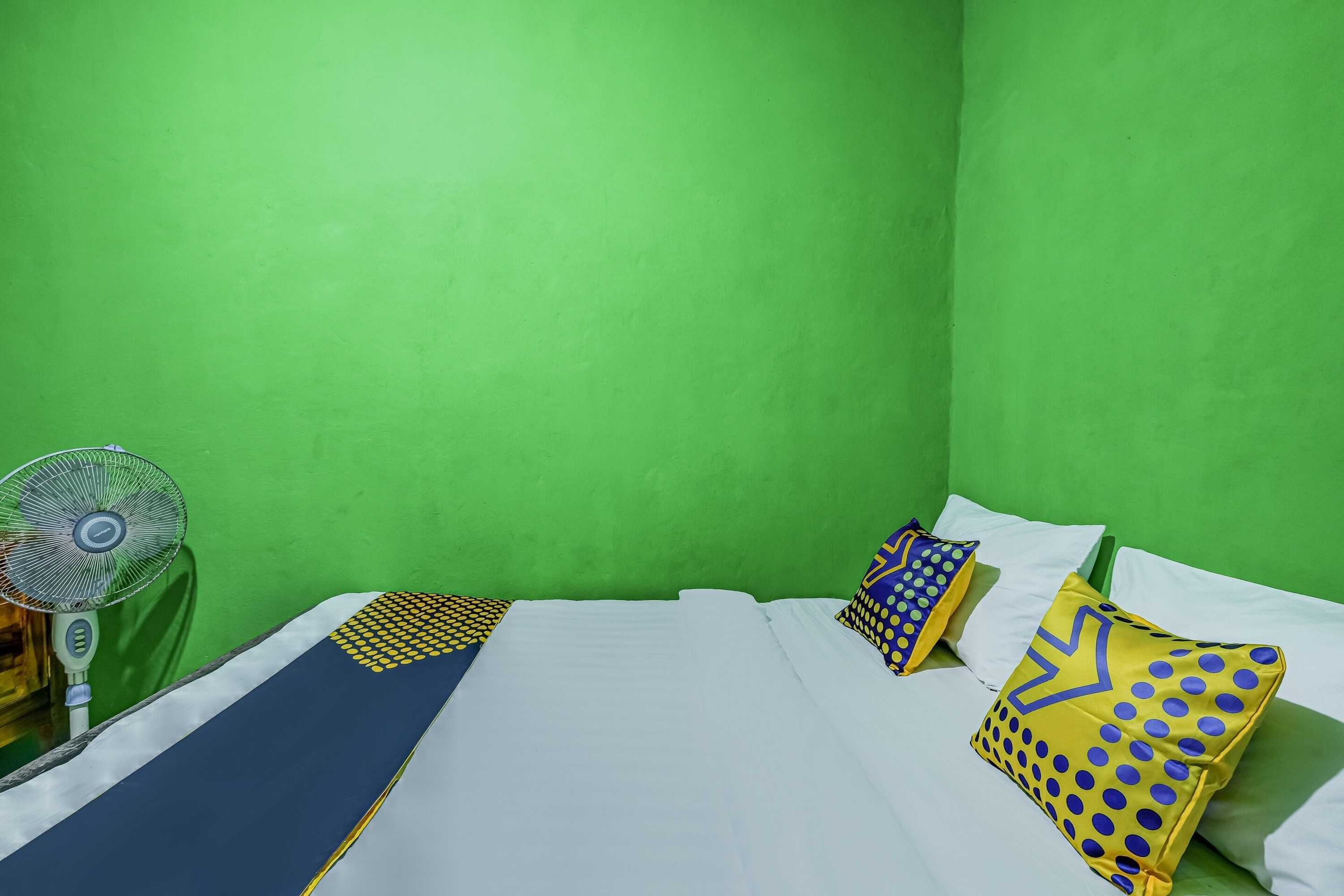 Gift card for Oyo Homes 90996 Desa Wisata Pulesari Syariah