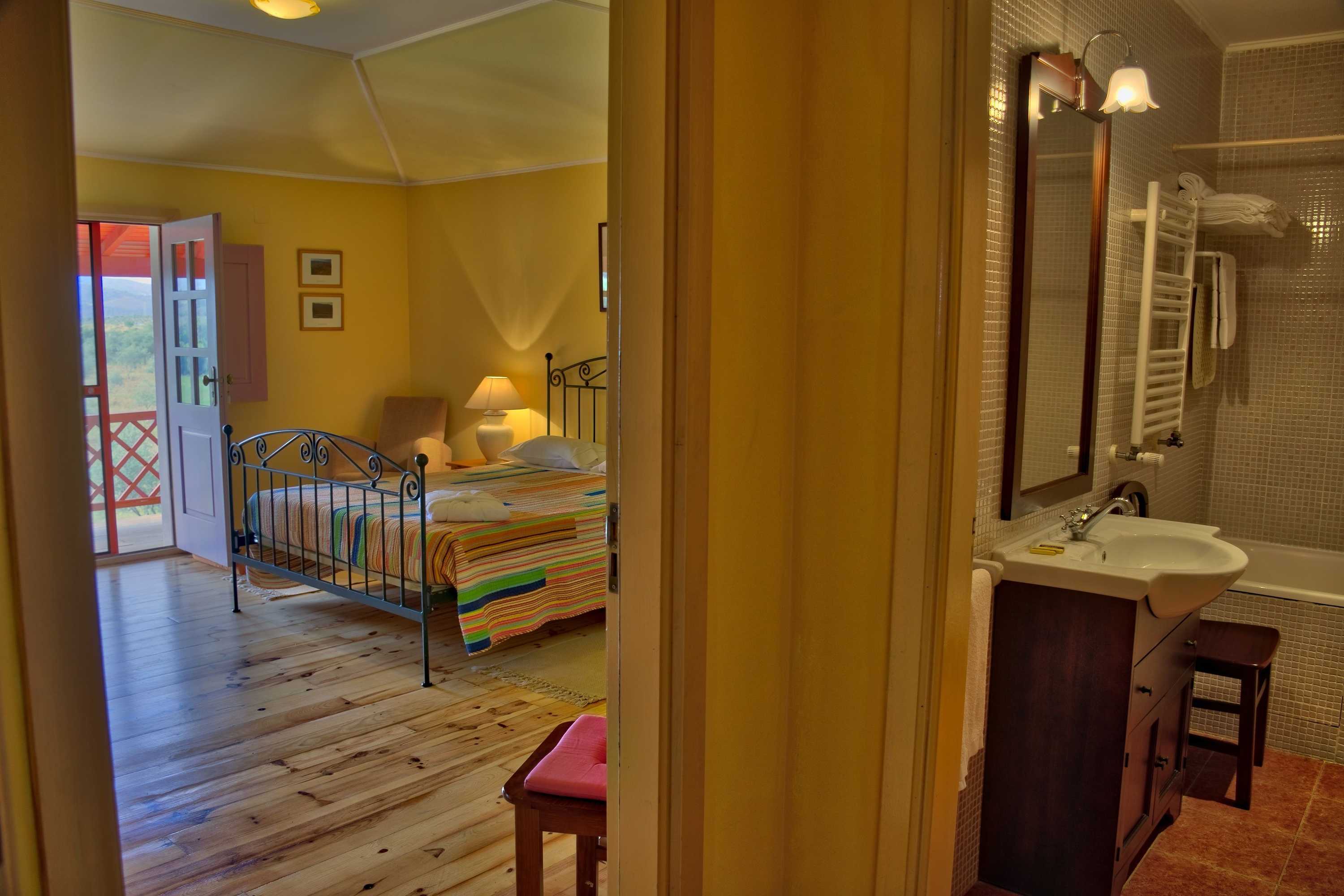 Gift card for Quinta Do Barracao Da Vilarica