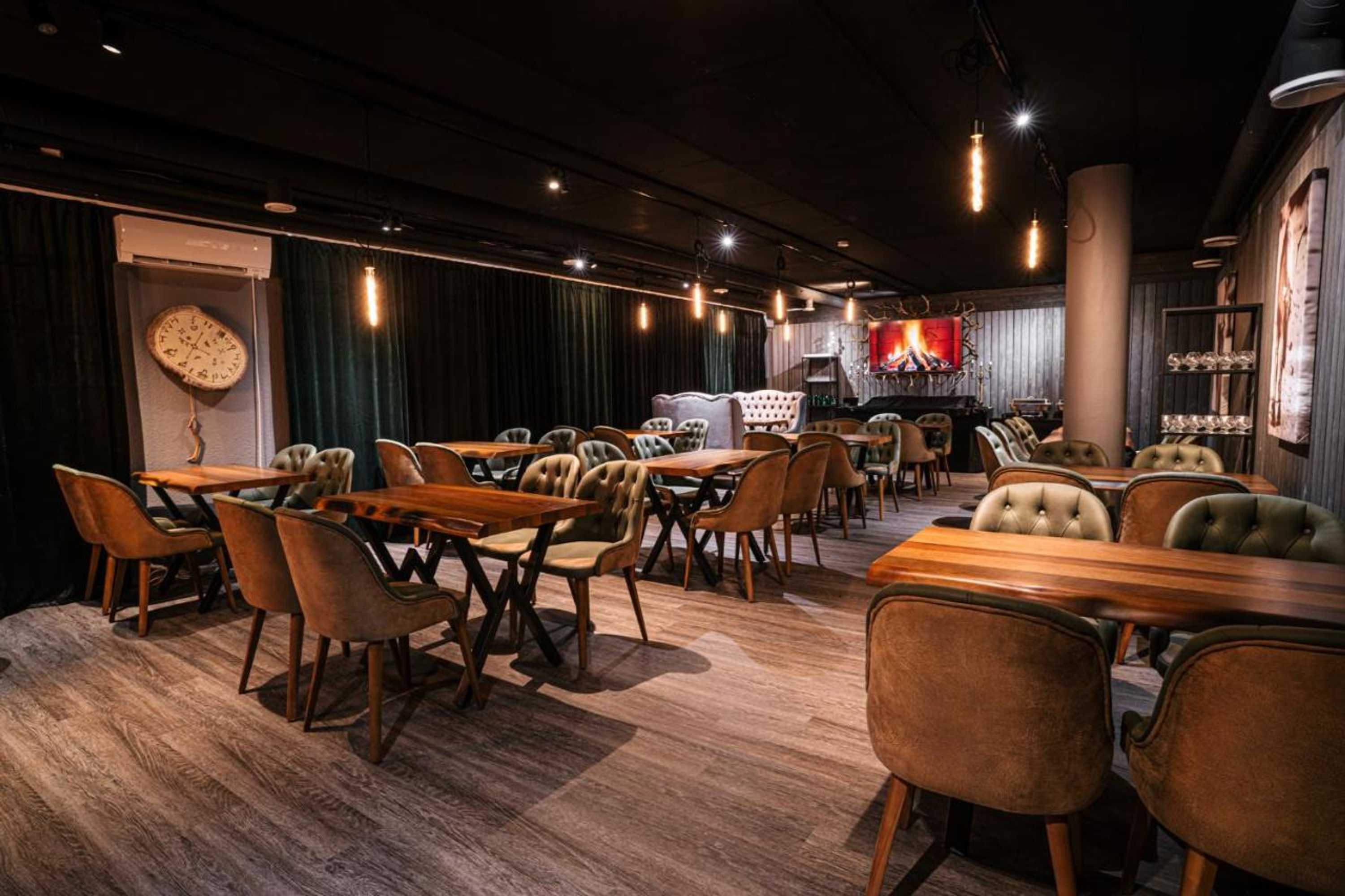 Gift card for Levi Black Apartments