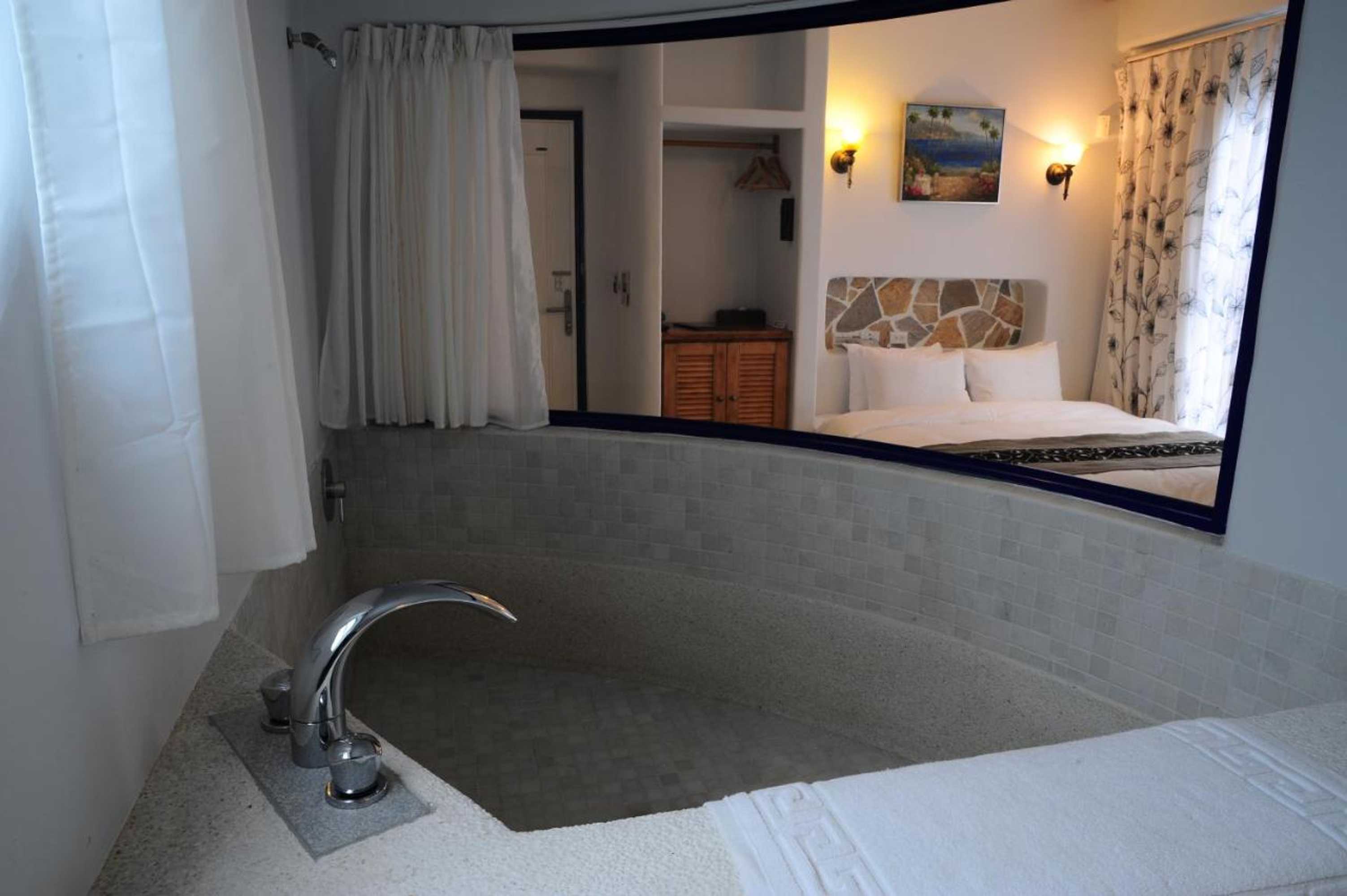 Gift card for Chateau Villa