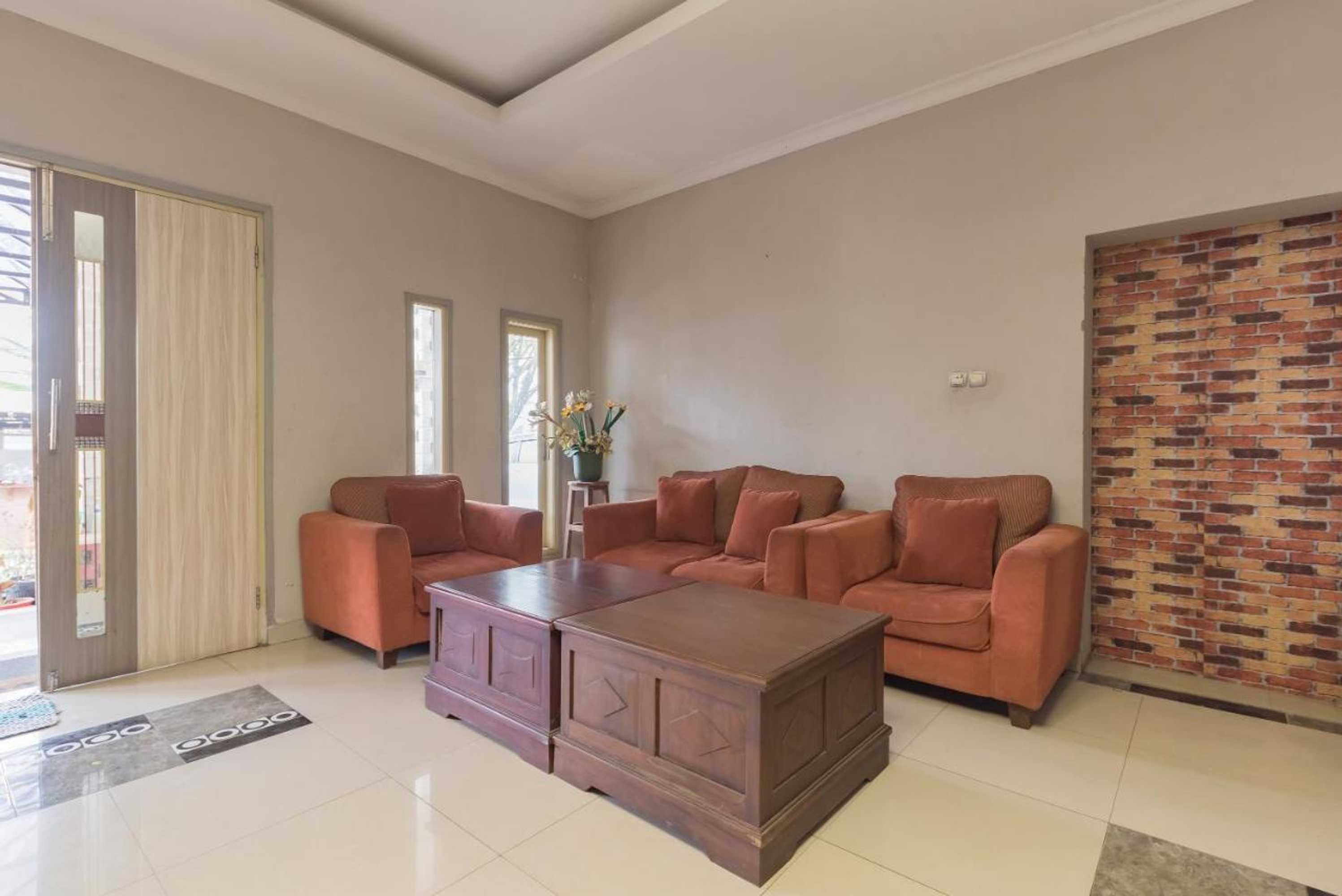 Gift card for Urbanview Hotel Anggrek Puncak by Reddoorz