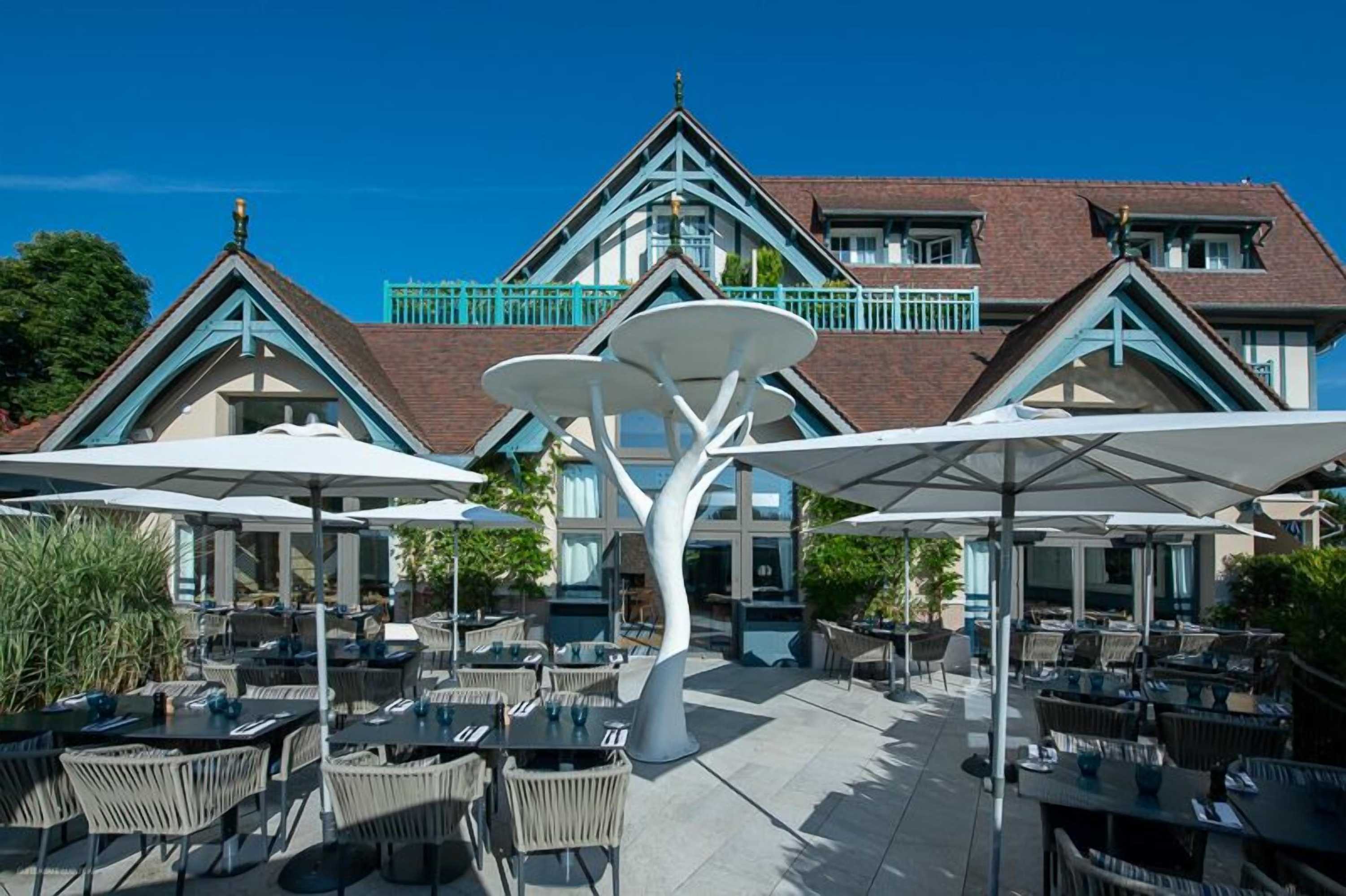 Gift card for Renaissance Paris Hippodrome De St. Cloud Hotel Gift card for Renaissance Paris Hippodrome De St. Cloud Hotel