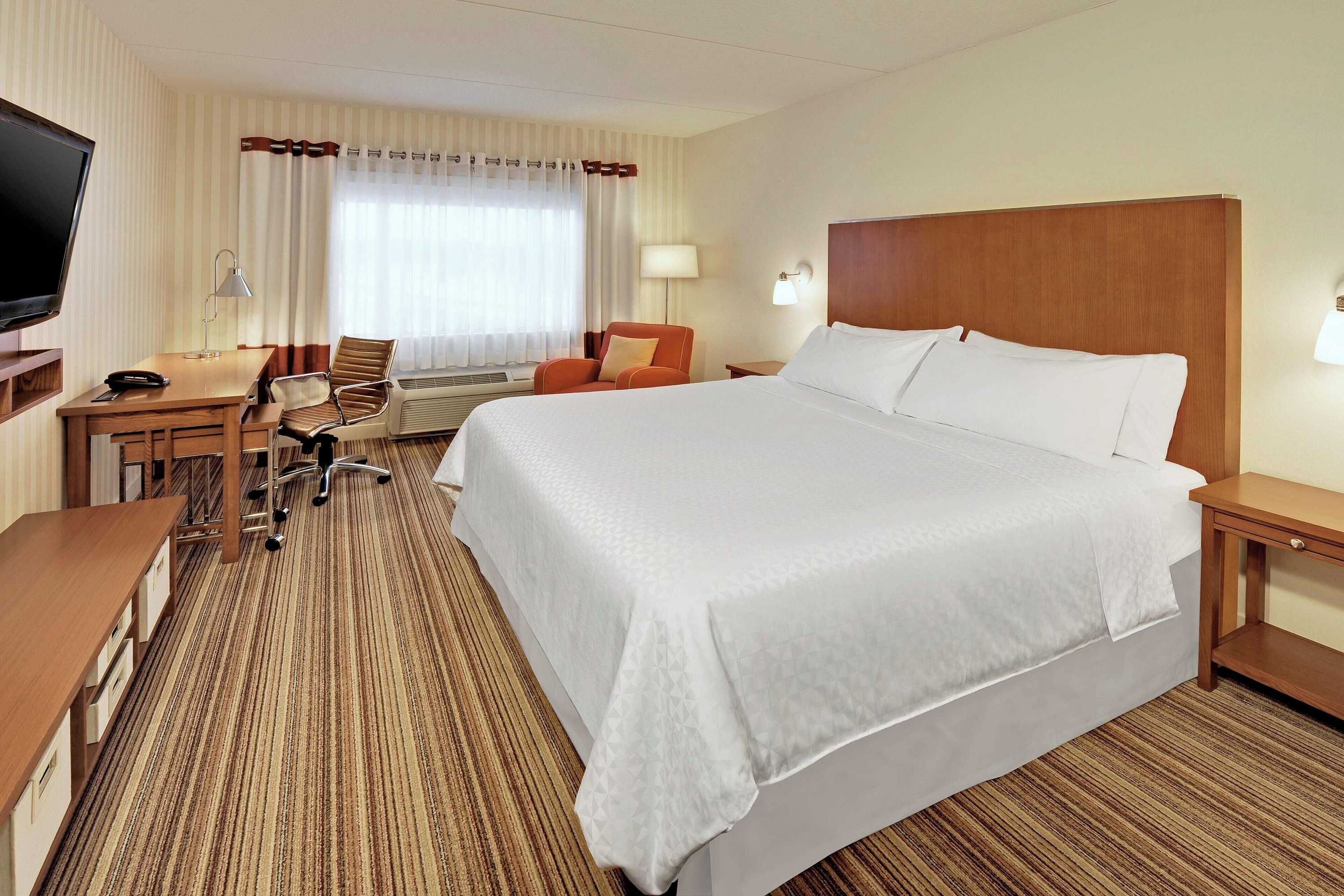 Gift card for Four Points by Sheraton Cambridge Kitchener, Ontario Gift card for Four Points by Sheraton Cambridge Kitchener, Ontario