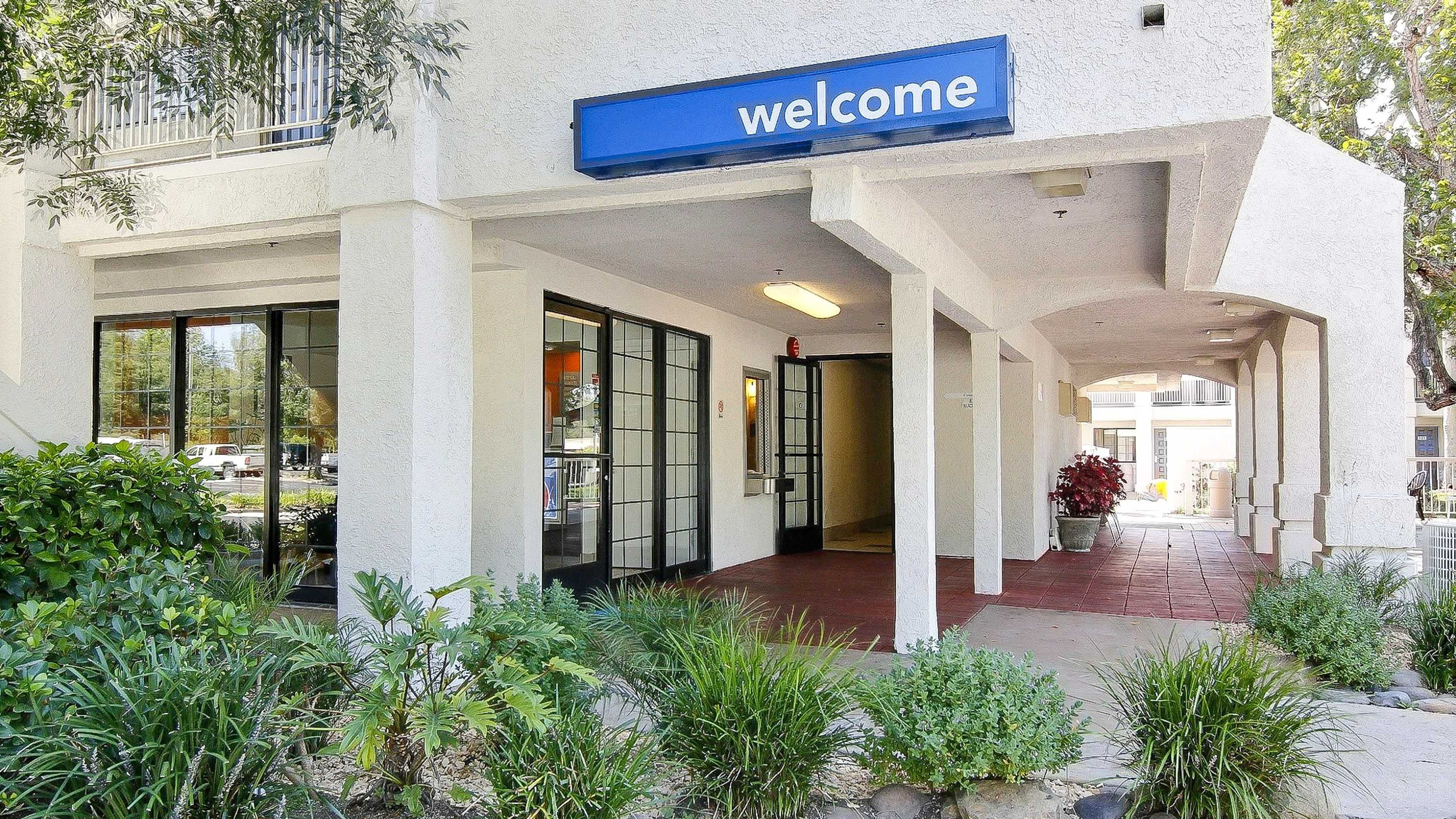 Gift card for Motel 6 Thousand Oaks, CA Gift card for Motel 6 Thousand Oaks, CA