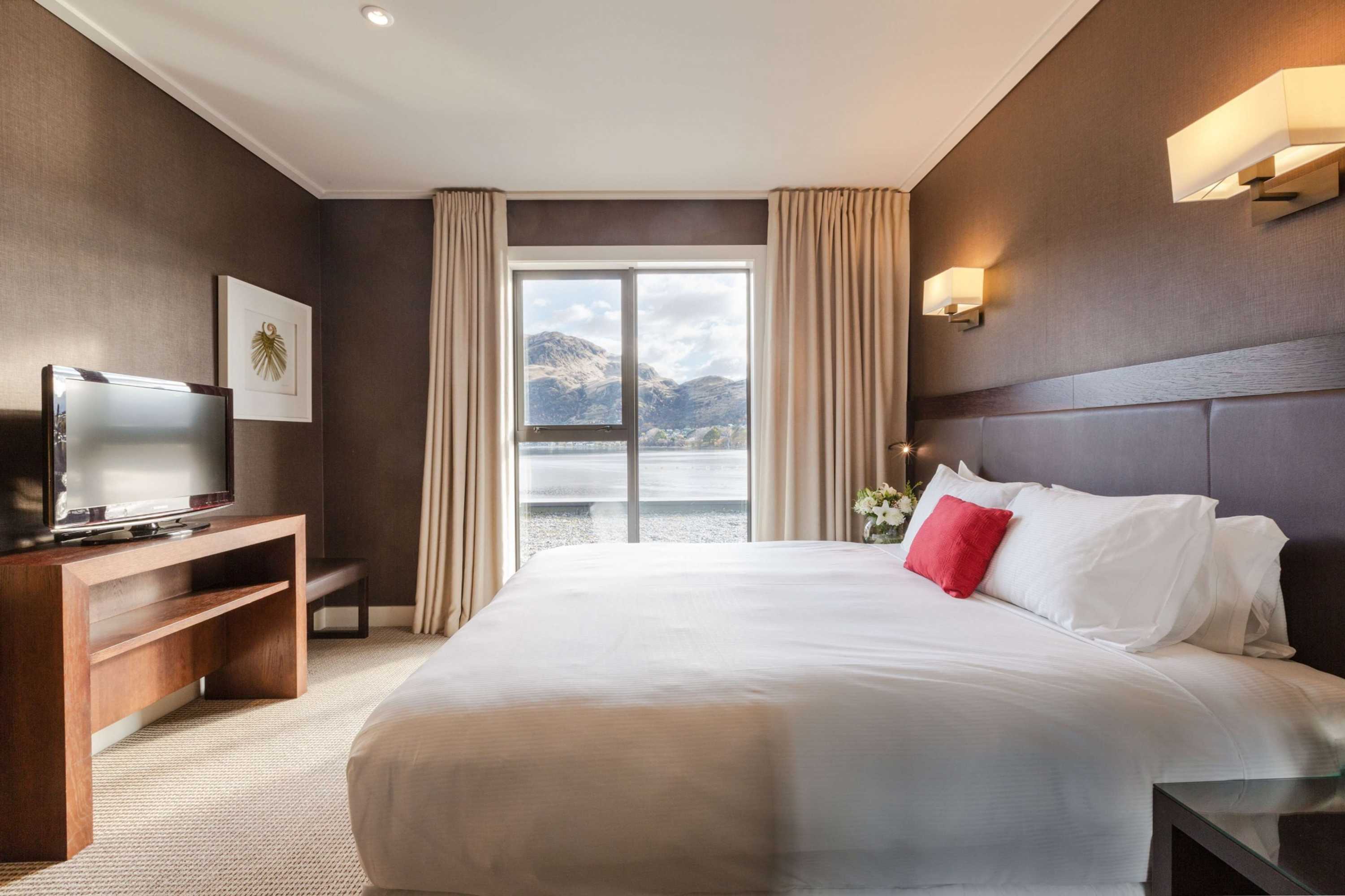 Gift card for Hilton Queenstown Resort & Spa Gift card for Hilton Queenstown Resort & Spa