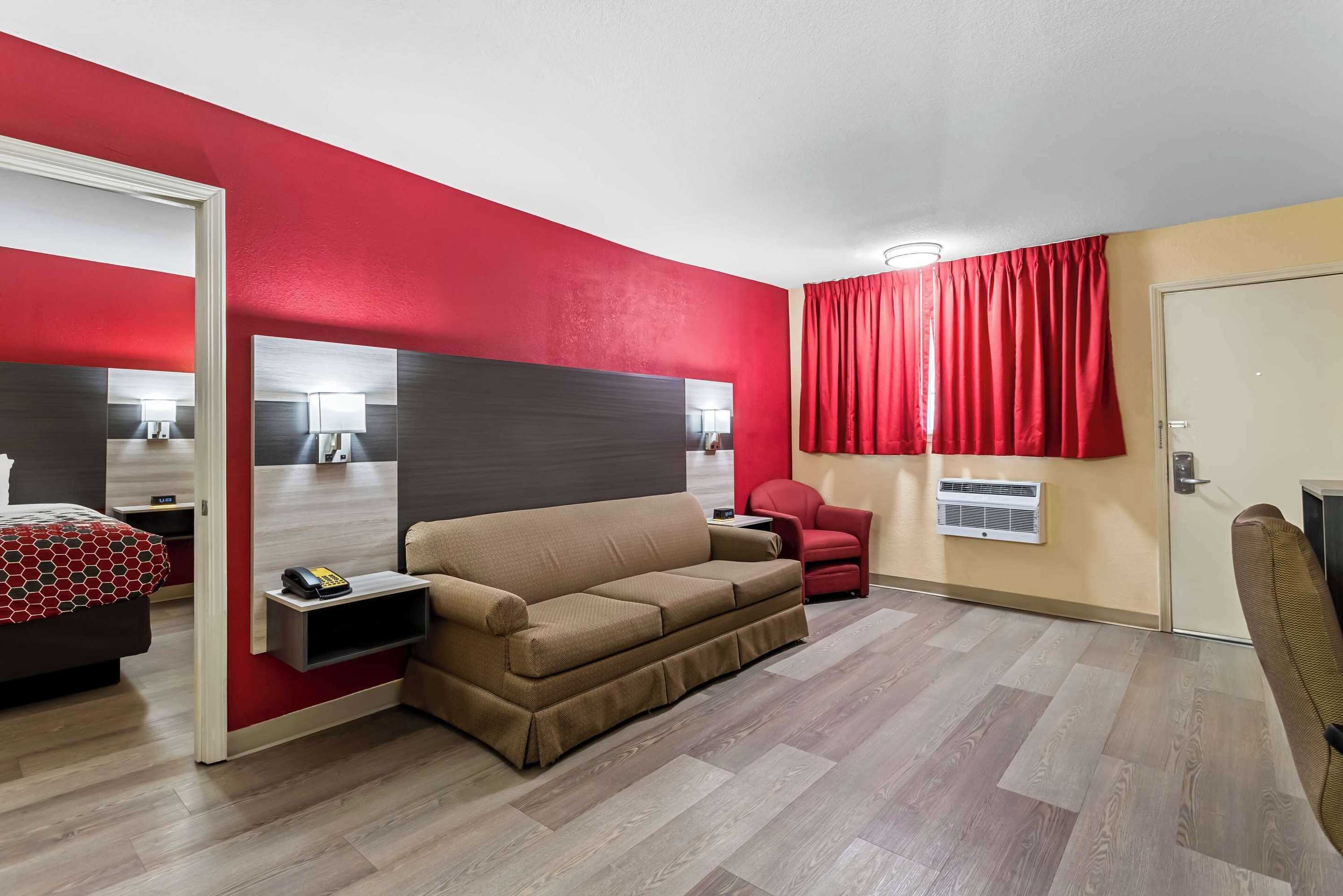 Gift card for Econo Lodge Inn & Suites Gift card for Econo Lodge Inn & Suites