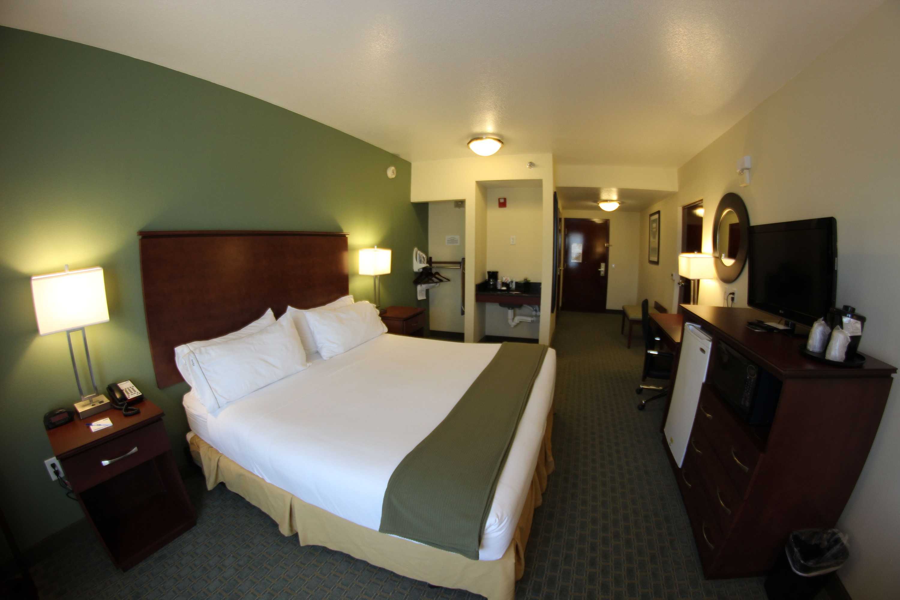Gift card for Holiday Inn Express & Suites Cocoa by Ihg Gift card for Holiday Inn Express & Suites Cocoa by Ihg
